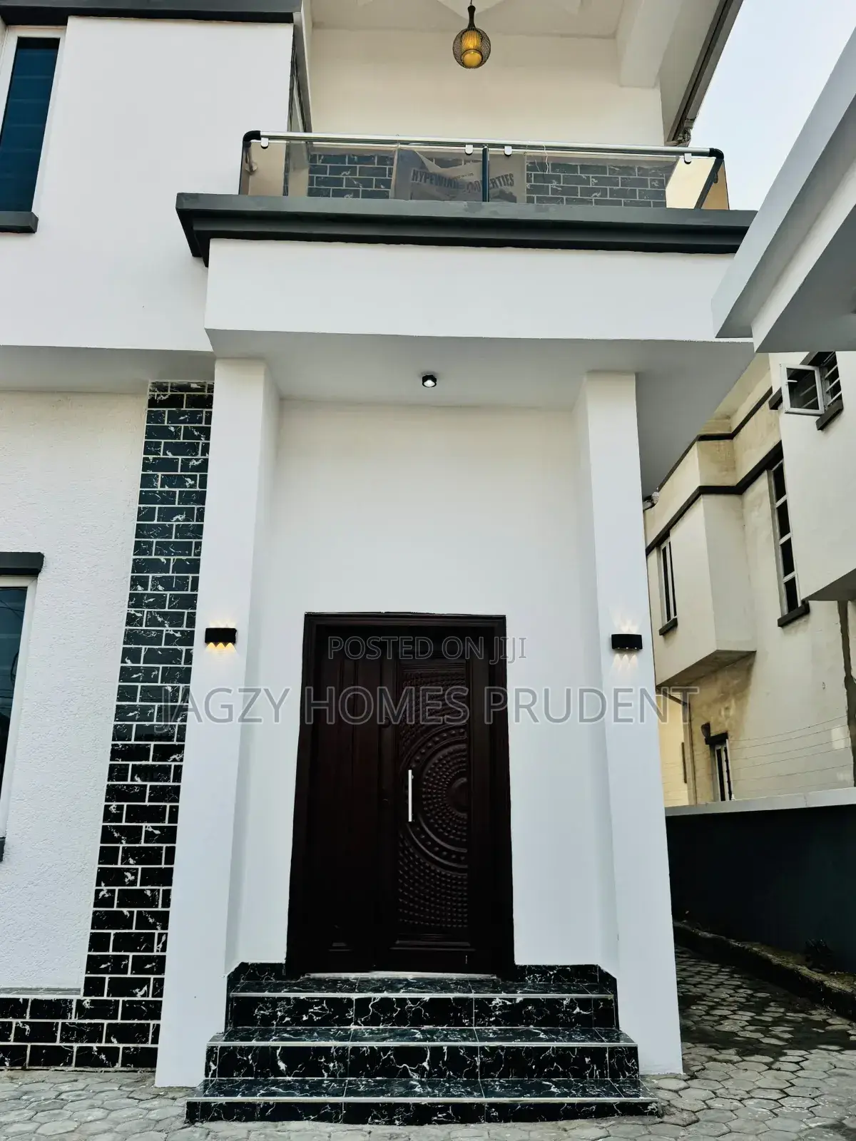 4bdrm Duplex in Lekki Phase 1 for sale in Lekki Phase 1