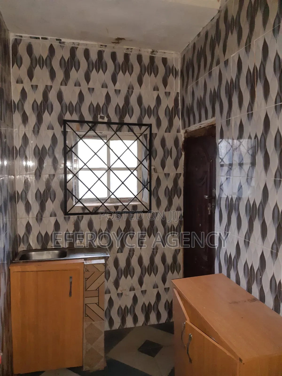 1bdrm Room & Parlour in Agbor Road Bypass, Benin City for rent in Benin City