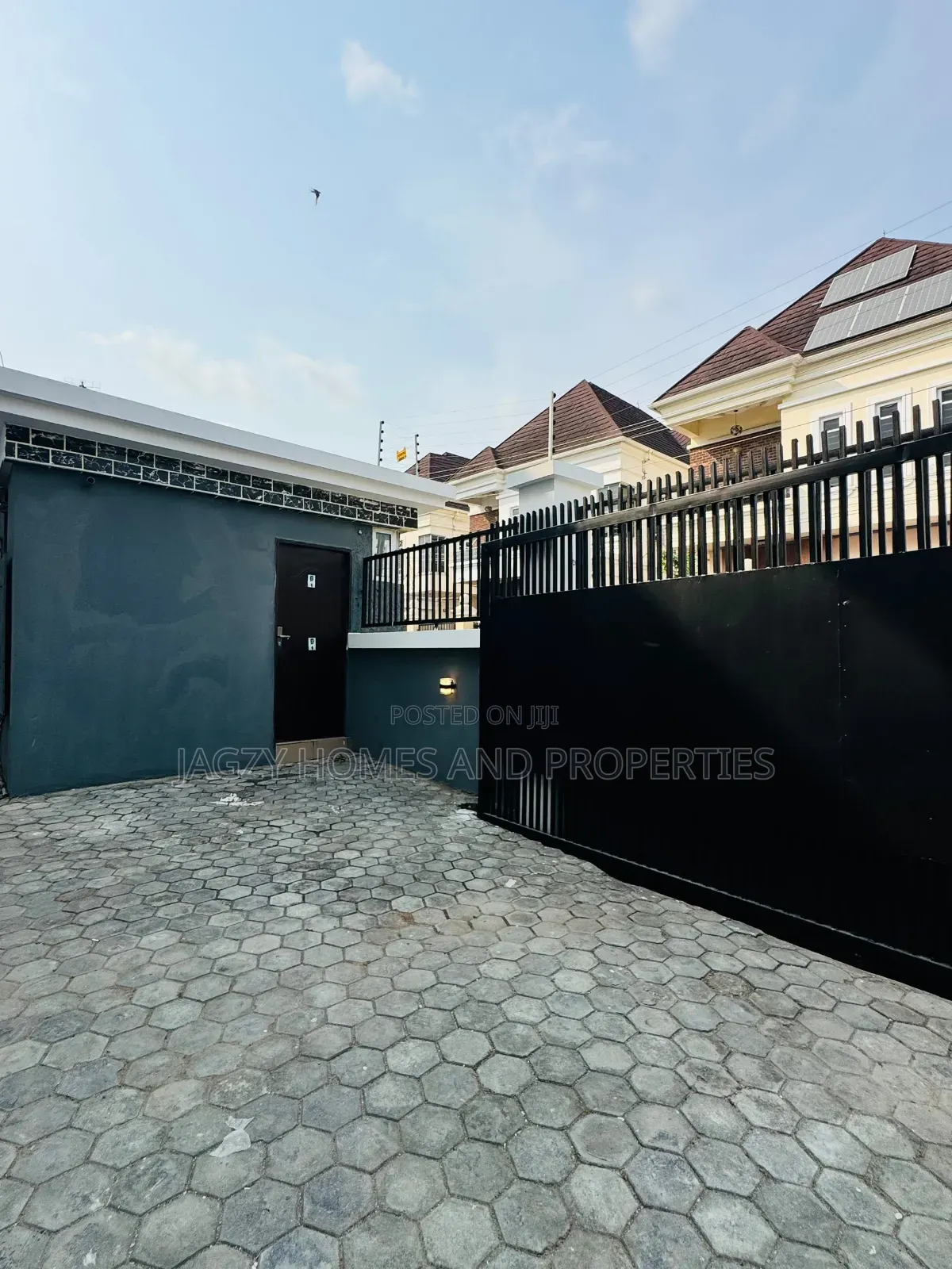 4bdrm Duplex in Lekki Phase 1 for sale in Lekki Phase 1