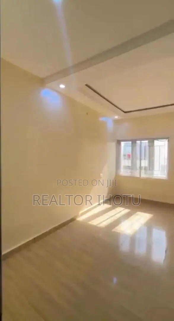3bdrm Apartment in Idu Industrial for sale in Idu Industrial