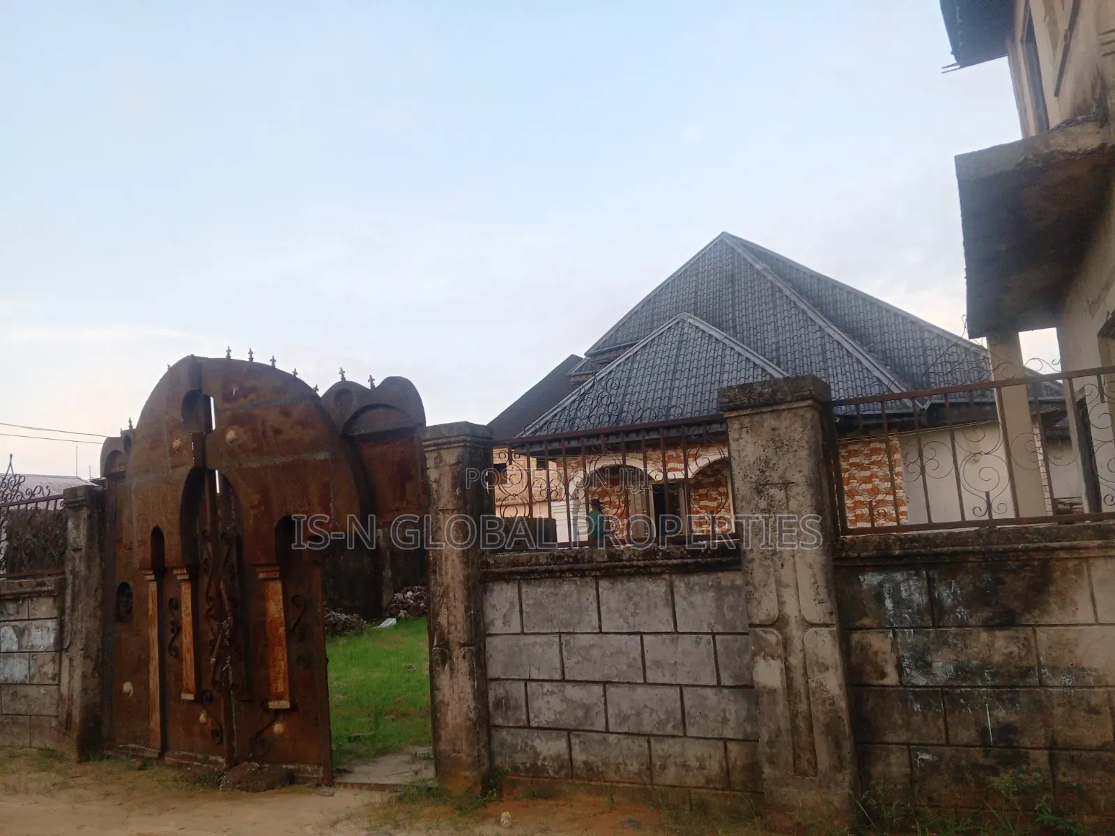 5bdrm House in Warri for sale in Warri