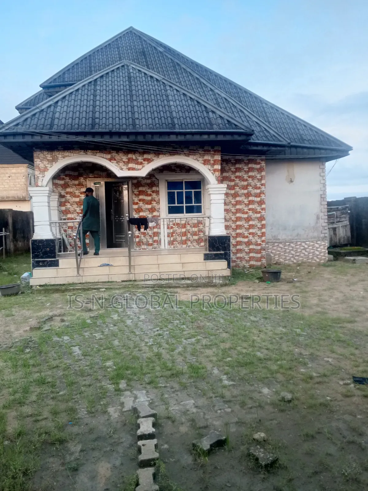 5bdrm House in Warri for sale in Warri