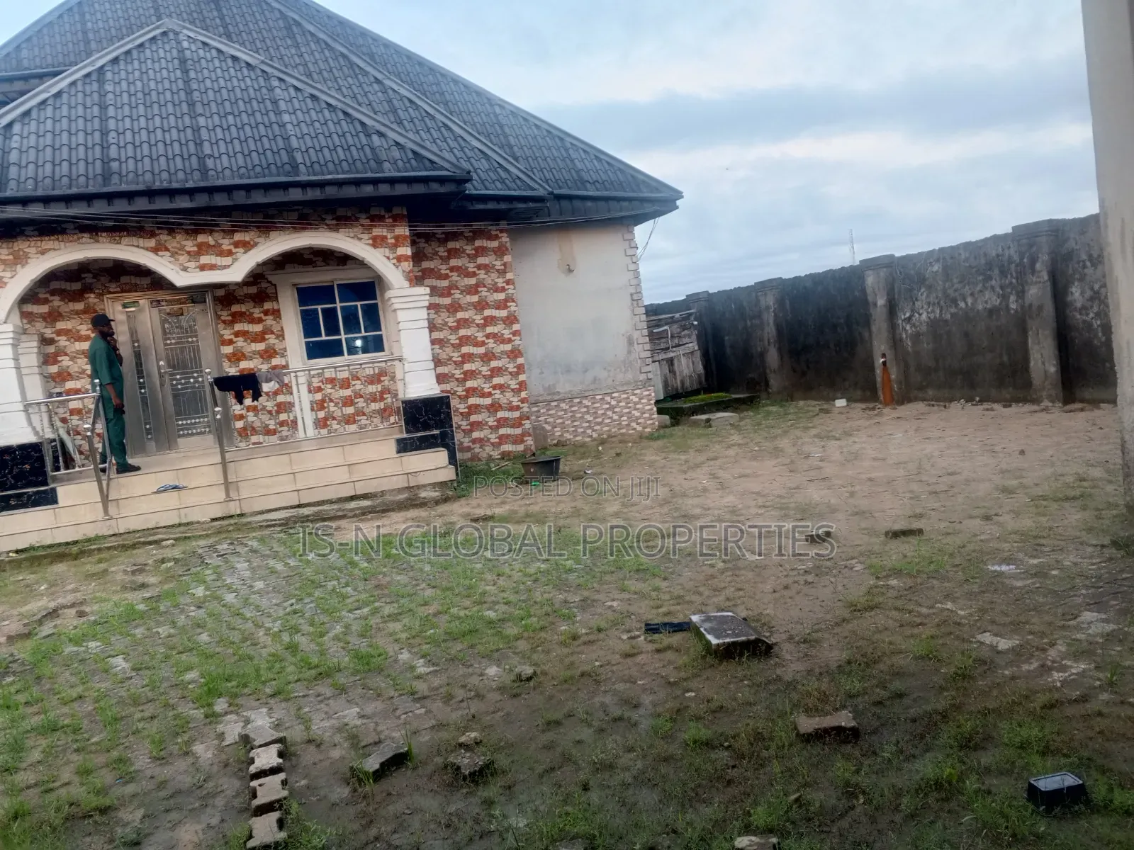 5bdrm House in Warri for sale in Warri