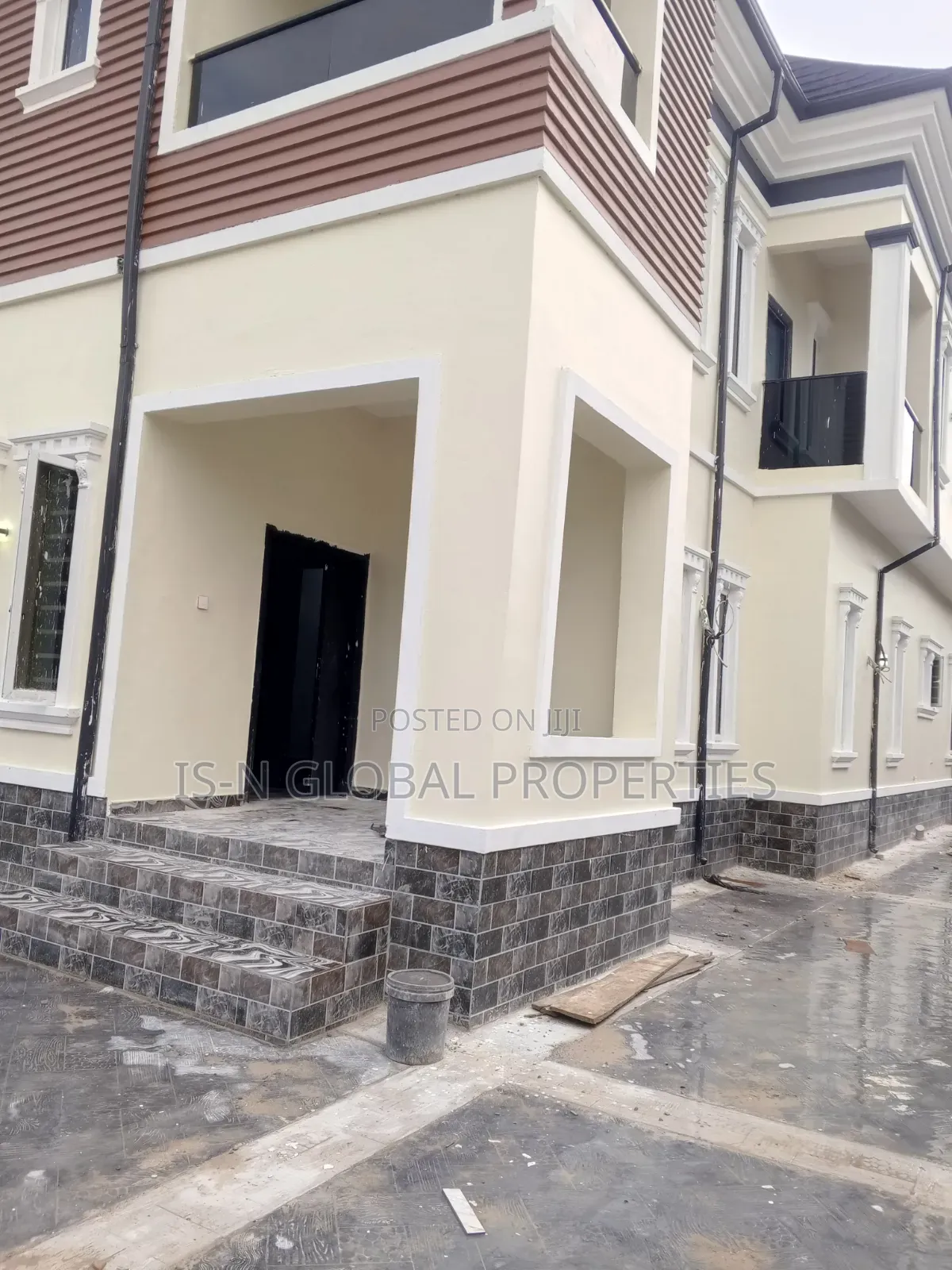 4bdrm Duplex in Plantation City, Warri for rent in Warri