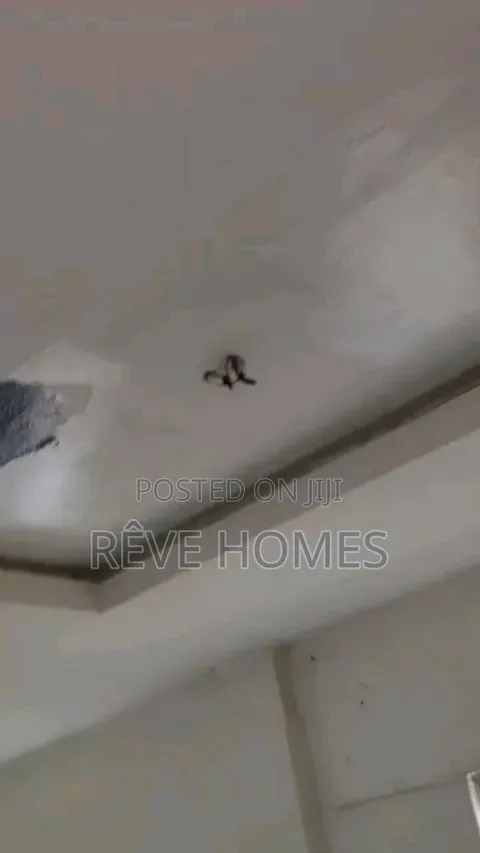 Mini Flat in Adekunle for rent in Adekunle