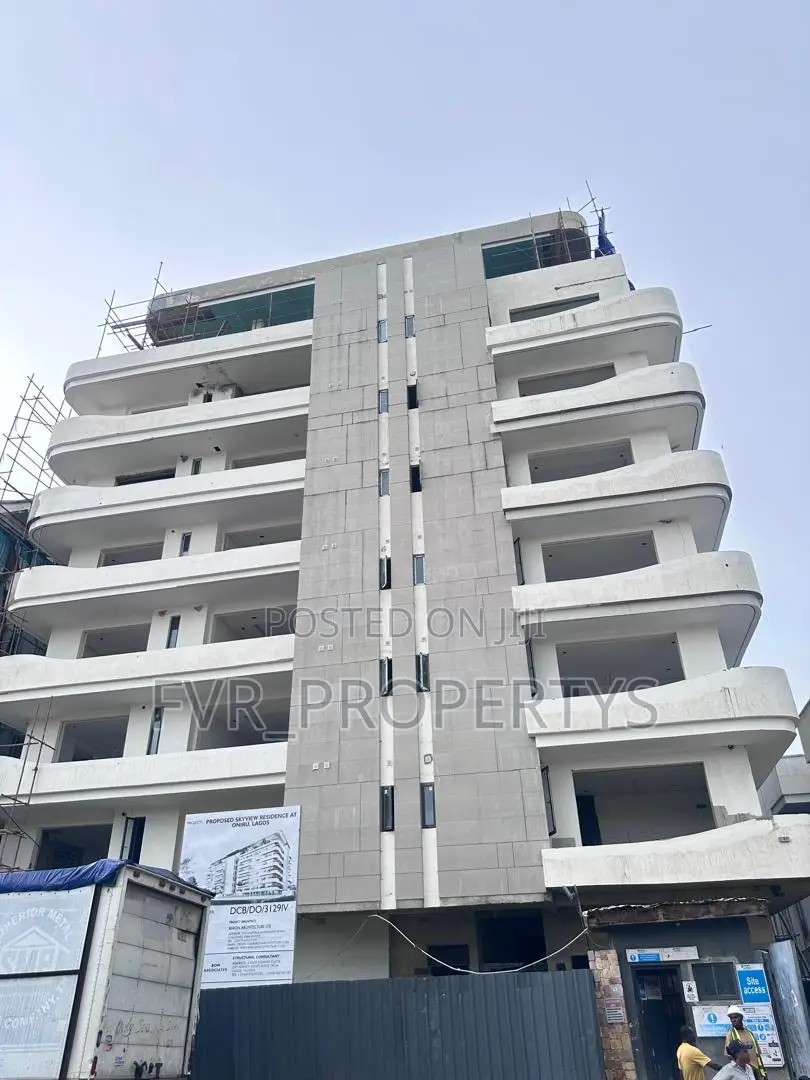 3bdrm Maisonette in Oniru, Victoria Island Extension for sale in Victoria Island Extension