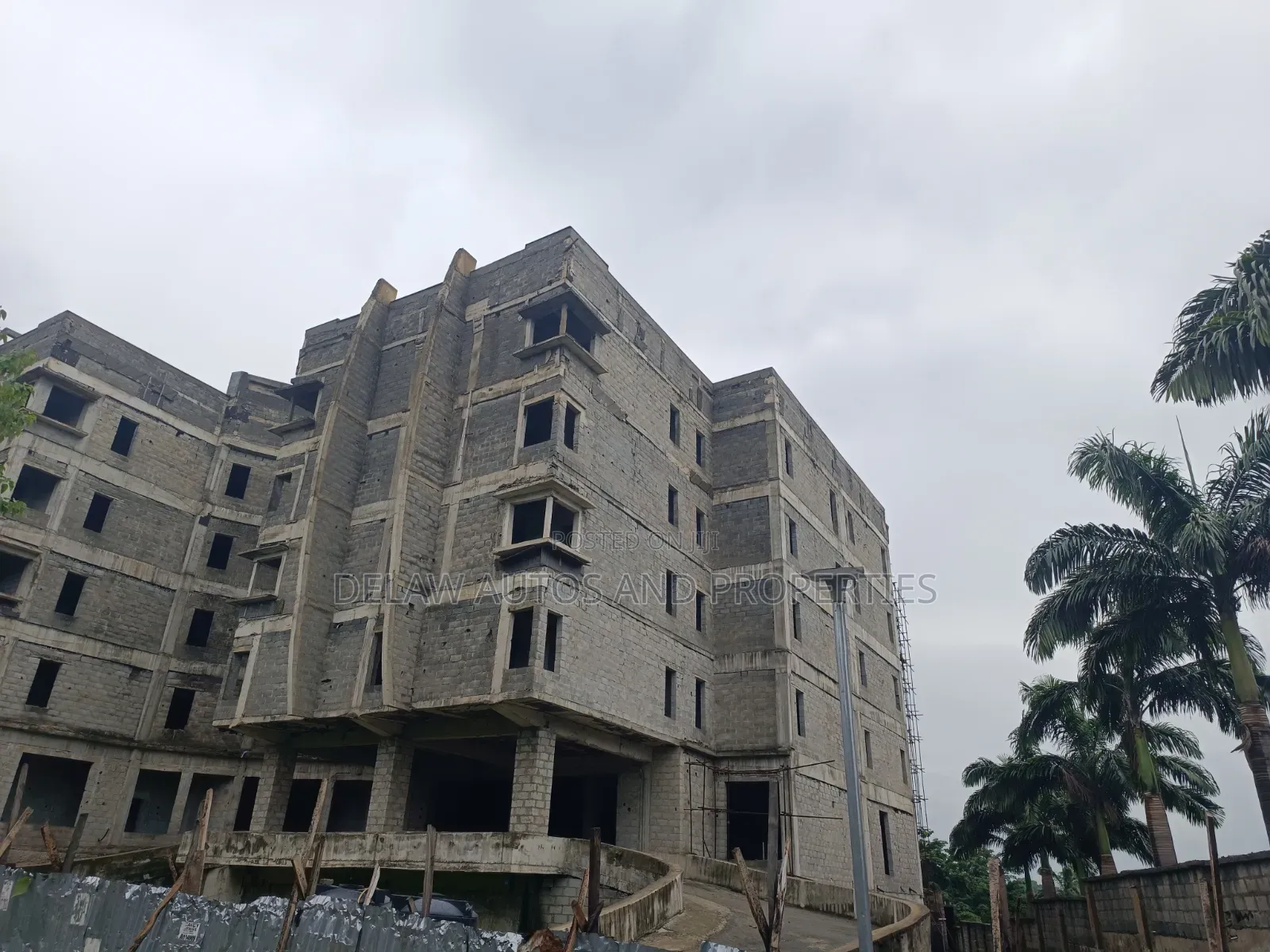 387 Rooms Hotel Carcass for Sell in Abuja in Asokoro