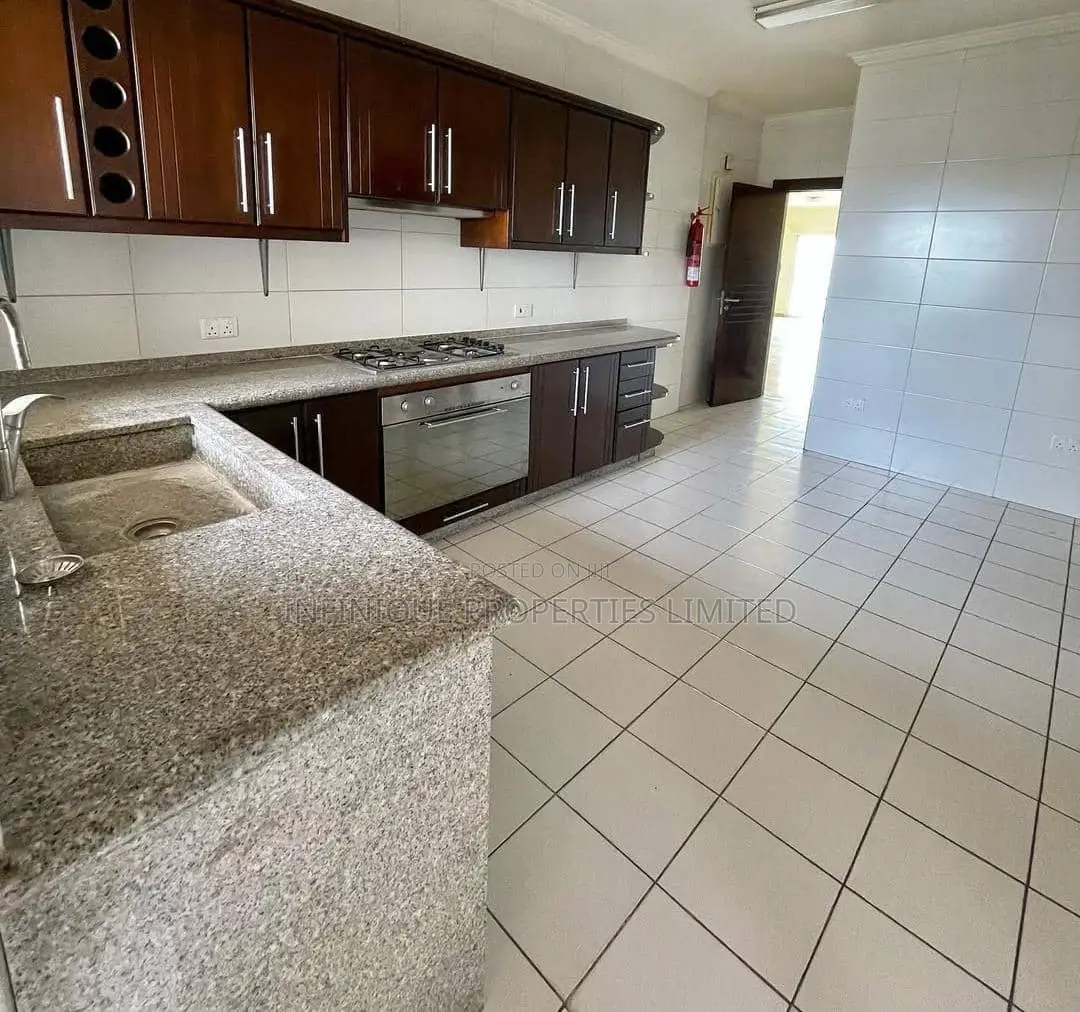 3bdrm Apartment in Ikoyi for rent in Ikoyi