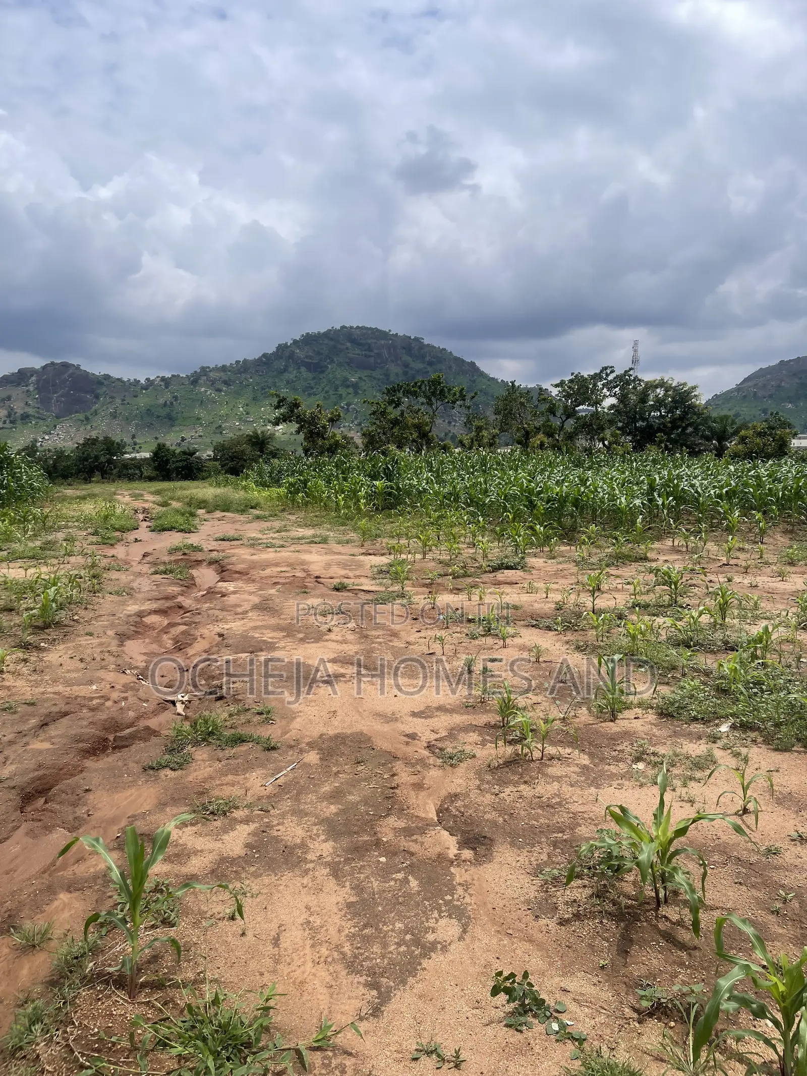 Kubwa Land - (Behind Brian’s and Hammers Bungalow Estate ) in Kubwa