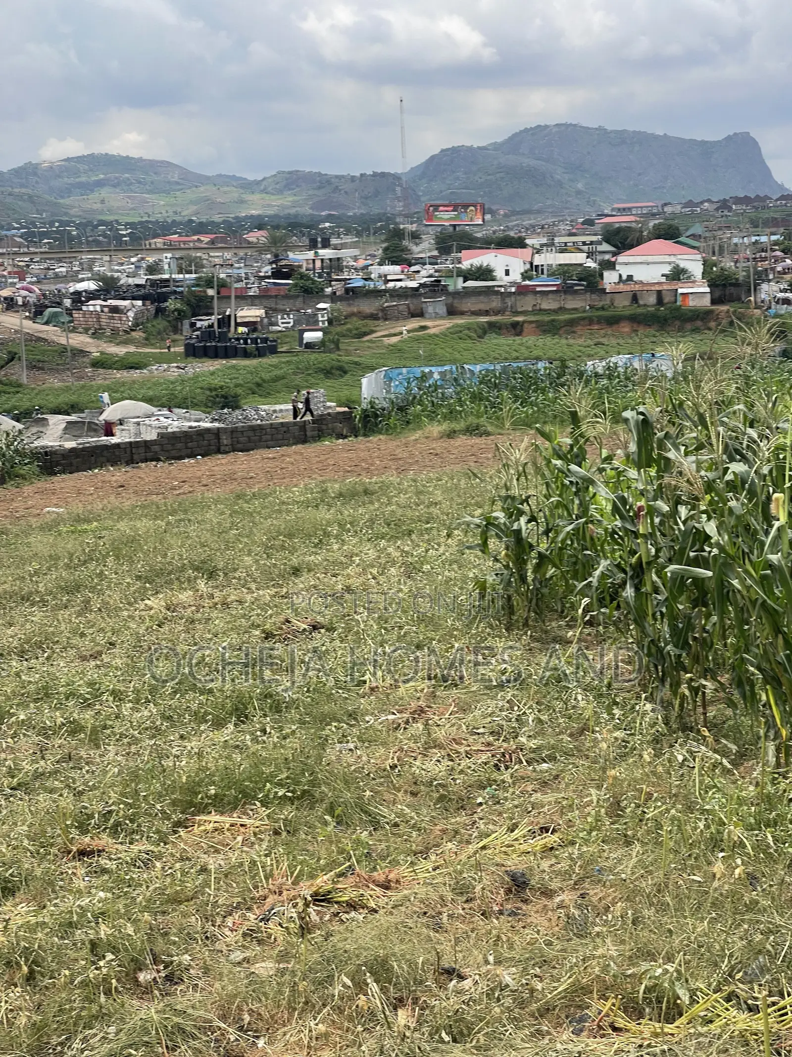 5,000sqm- DeiDei (By the Expressway ) in Dei-Dei