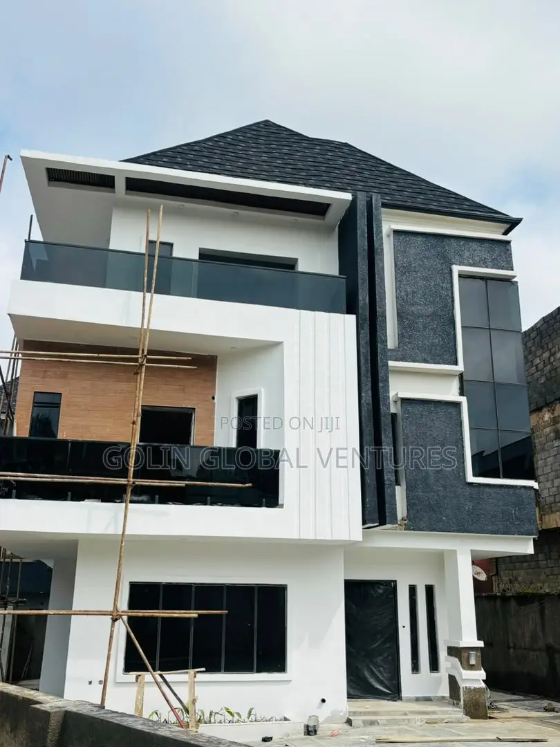 Golin 231 Smart Residence, 5 Bedroom Terrace in Asokoro