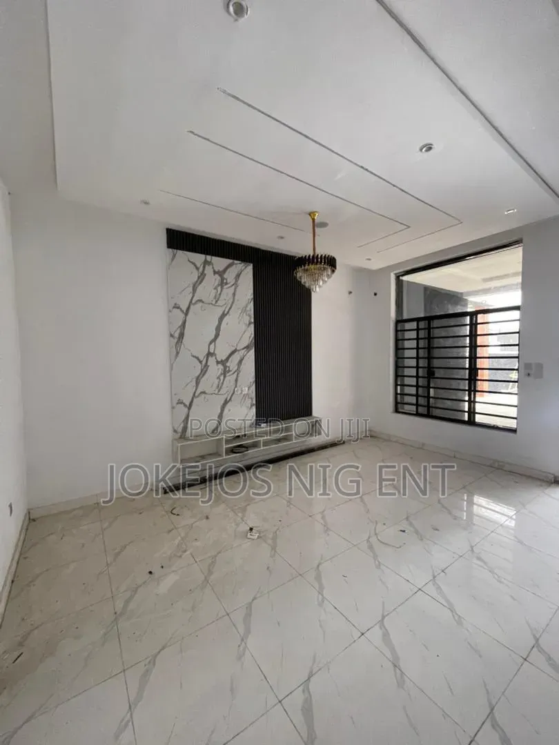 4bdrm Townhouse / Terrace in Ikota Gra Estate for rent in Ikota