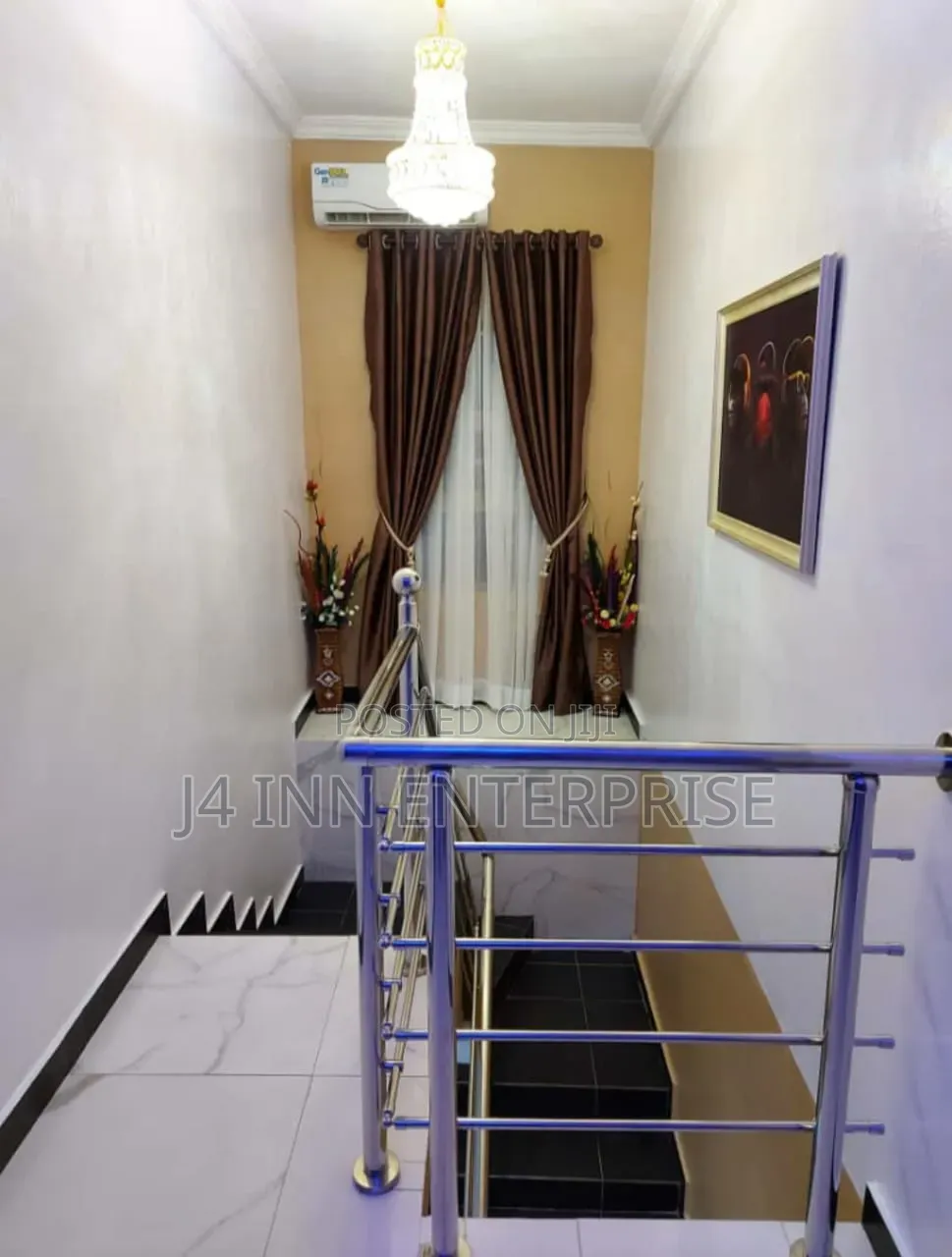 Hotel for Sale 14 Rooms Modern Structures in Oke-Ira / Ogba