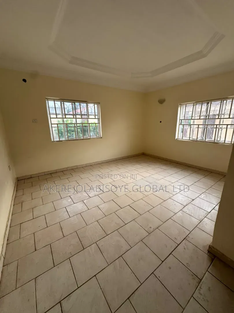 5bdrm Duplex in Gwarinpa Main Abuja, Life Camp for rent in Life Camp