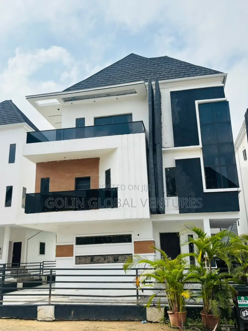 Golin 231 Smart Residence (Middle Unit), 5 Bedroom Terraces in Asokoro