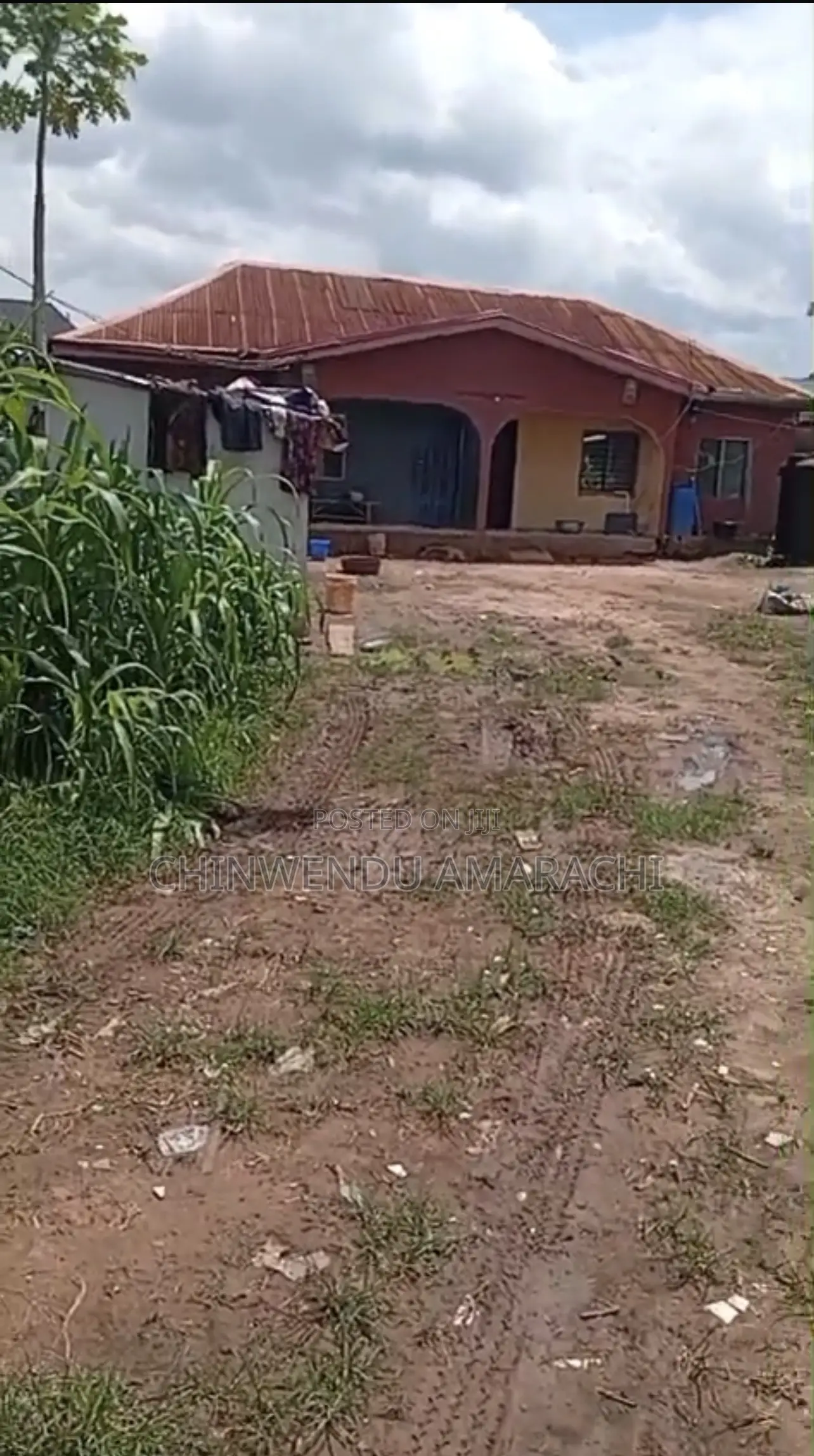 3bdrm Bungalow in Nkwubor Road, Enugu State for sale in Enugu State