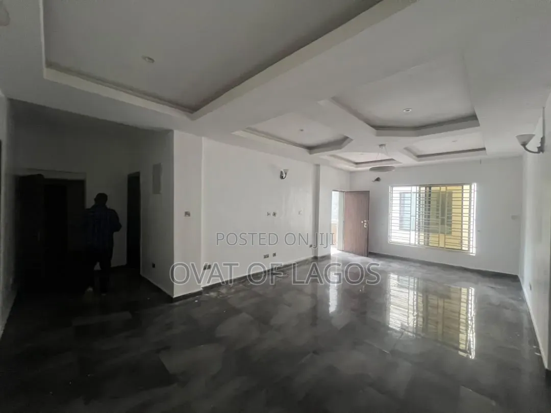 2bdrm Apartment in Ikate Lekki for rent in Ikate