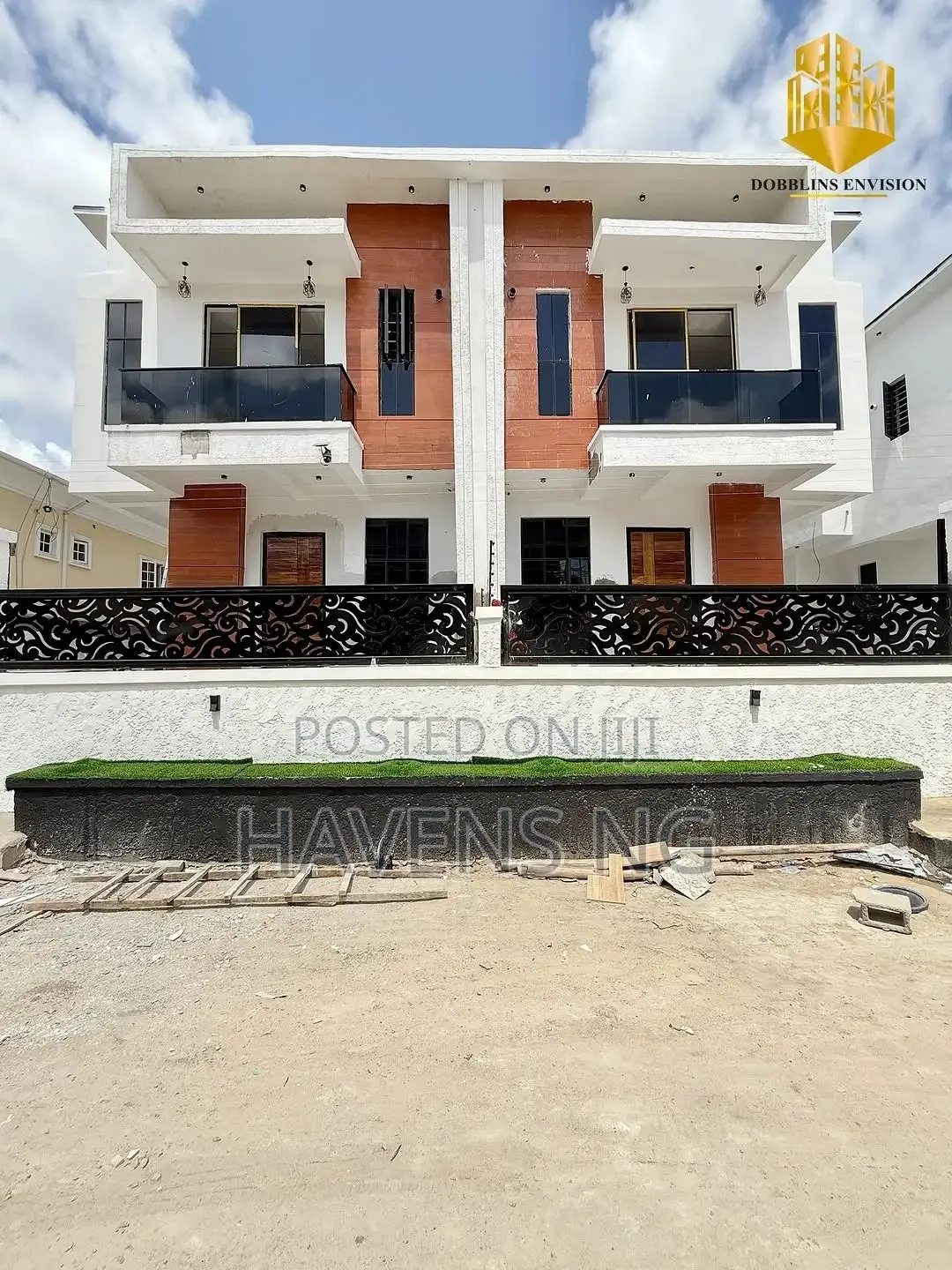 4bdrm Duplex in Sangotedo for sale in Sangotedo