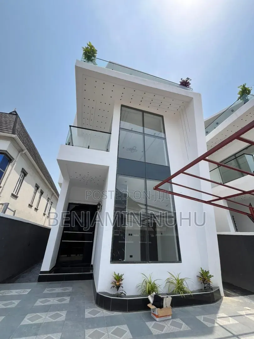 5bdrm Duplex in Sunshine Estate, Off Lekki-Epe Expressway for sale in Off Lekki-Epe Expressway