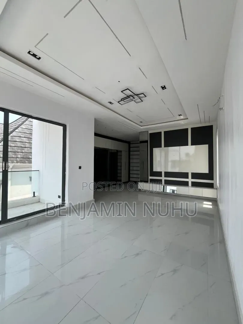 5bdrm Duplex in Sunshine Estate, Off Lekki-Epe Expressway for sale in Off Lekki-Epe Expressway