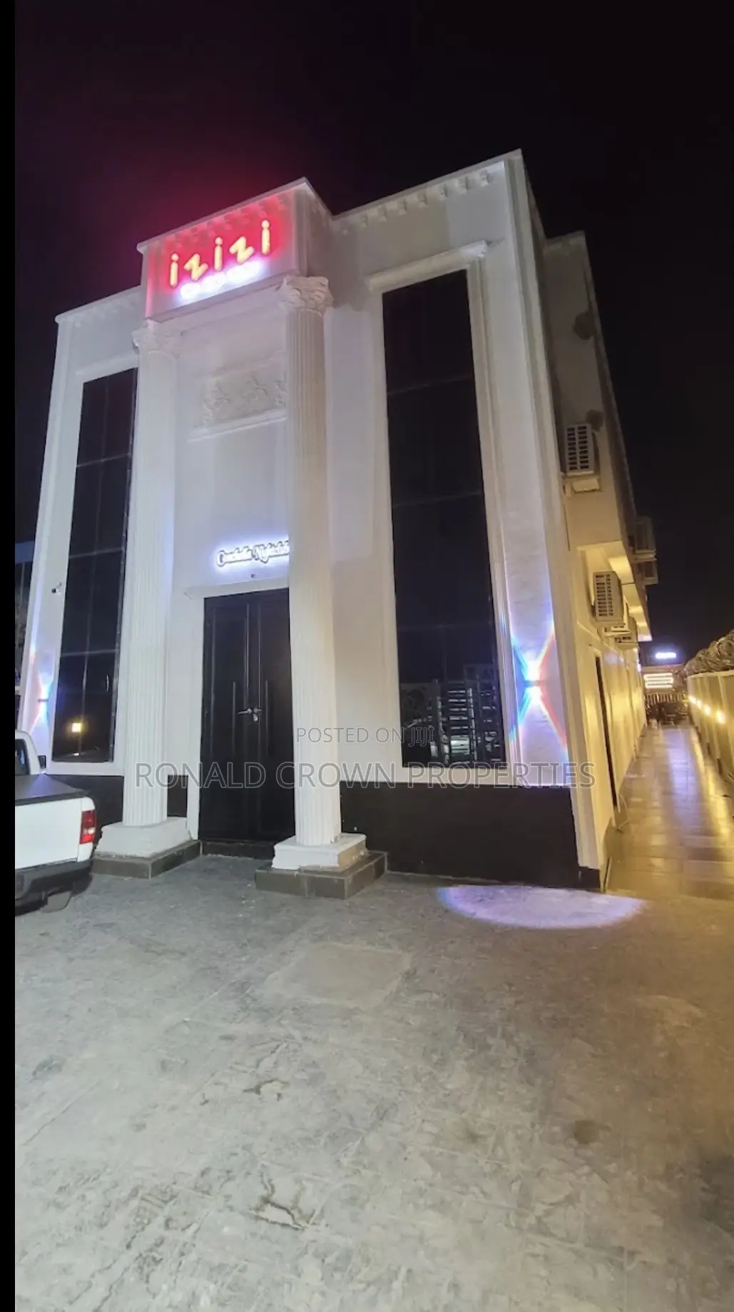 Lounge With 6 Rooms Hotel /Night Club at Ikotun, Restaurant in Ikotun / Ikotun/Igando