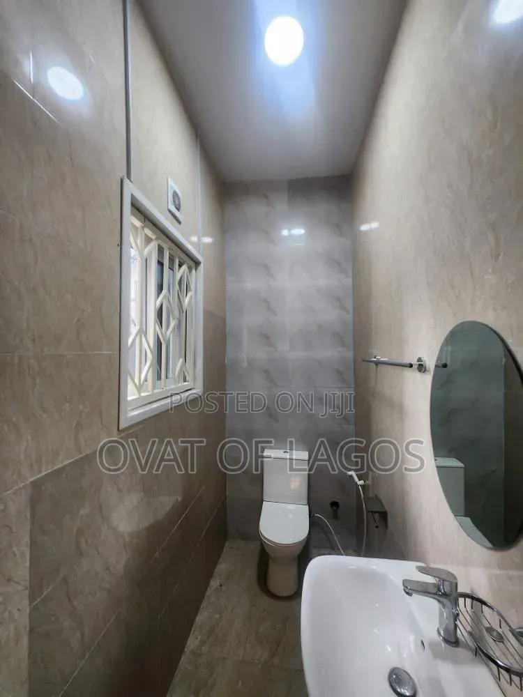 2bdrm Apartment in Ikoyi Lagos for rent in Ikoyi S.W