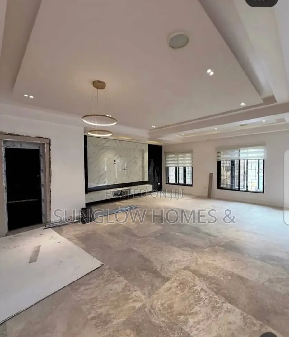5bdrm Duplex in Guzape District for sale in Guzape District