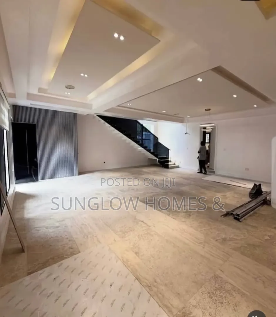 5bdrm Duplex in Guzape District for sale in Guzape District