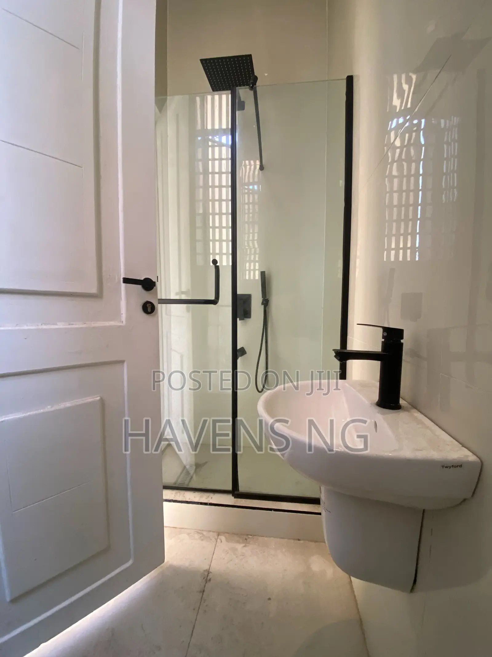 3bdrm Apartment in Lekki Phase 1 for sale in Lekki Phase 1