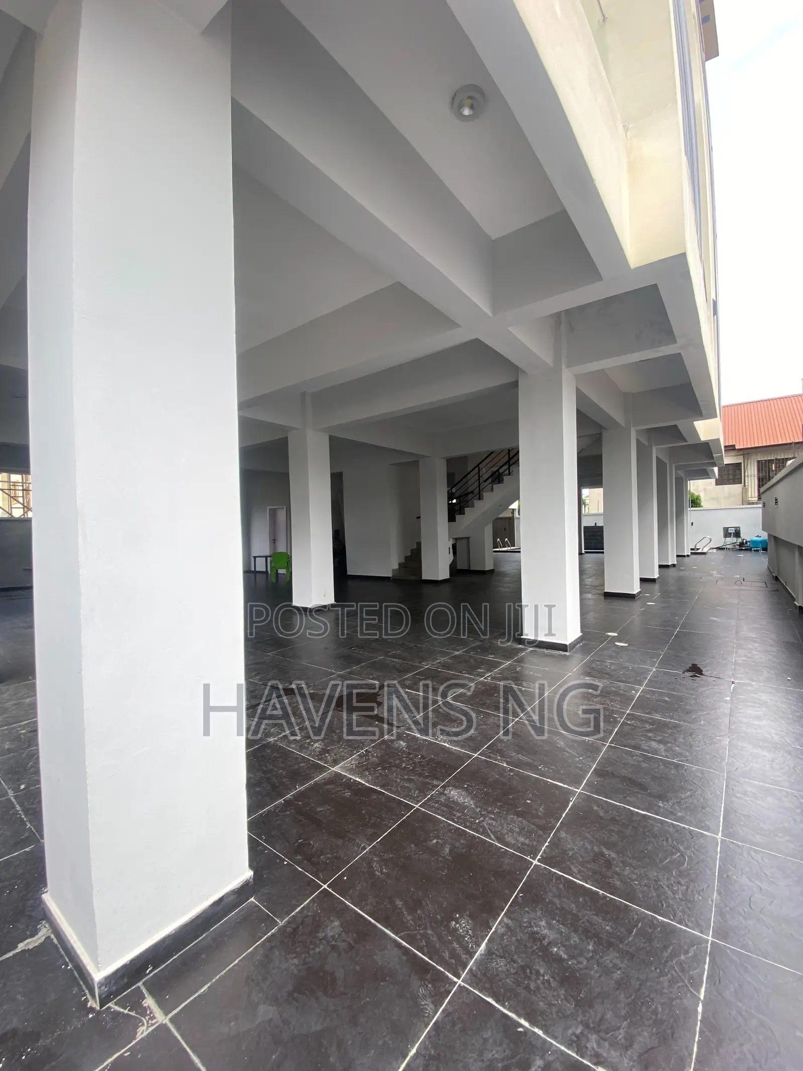 3bdrm Apartment in Lekki Phase 1 for sale in Lekki Phase 1