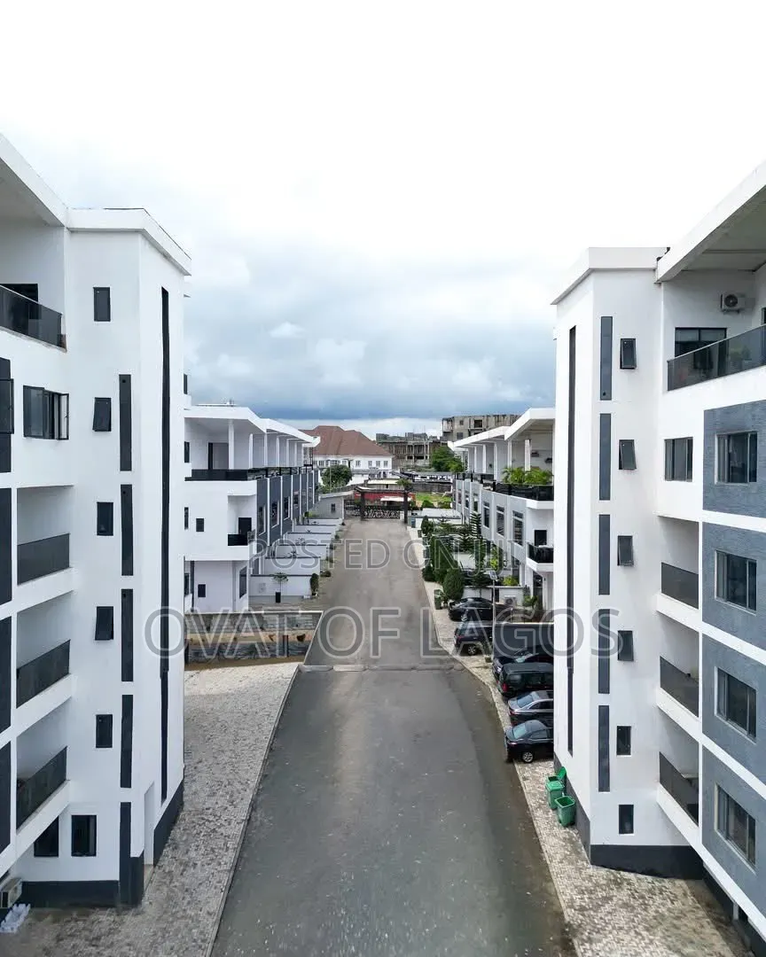 4bdrm Duplex in Guzape, Abuja for sale in Guzape District
