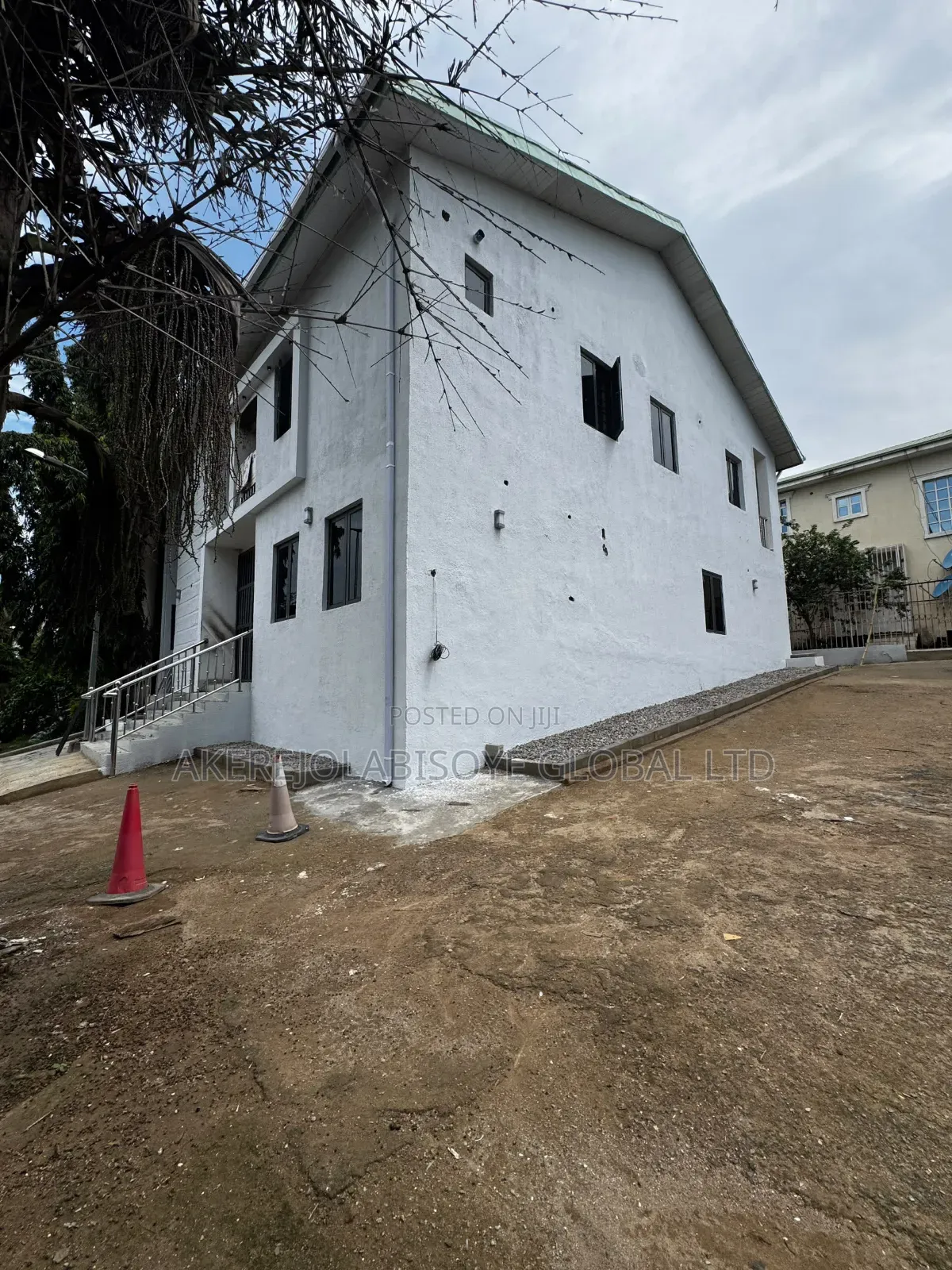 4bdrm Duplex in In An Estate Wuse 2 for rent in Wuse 2