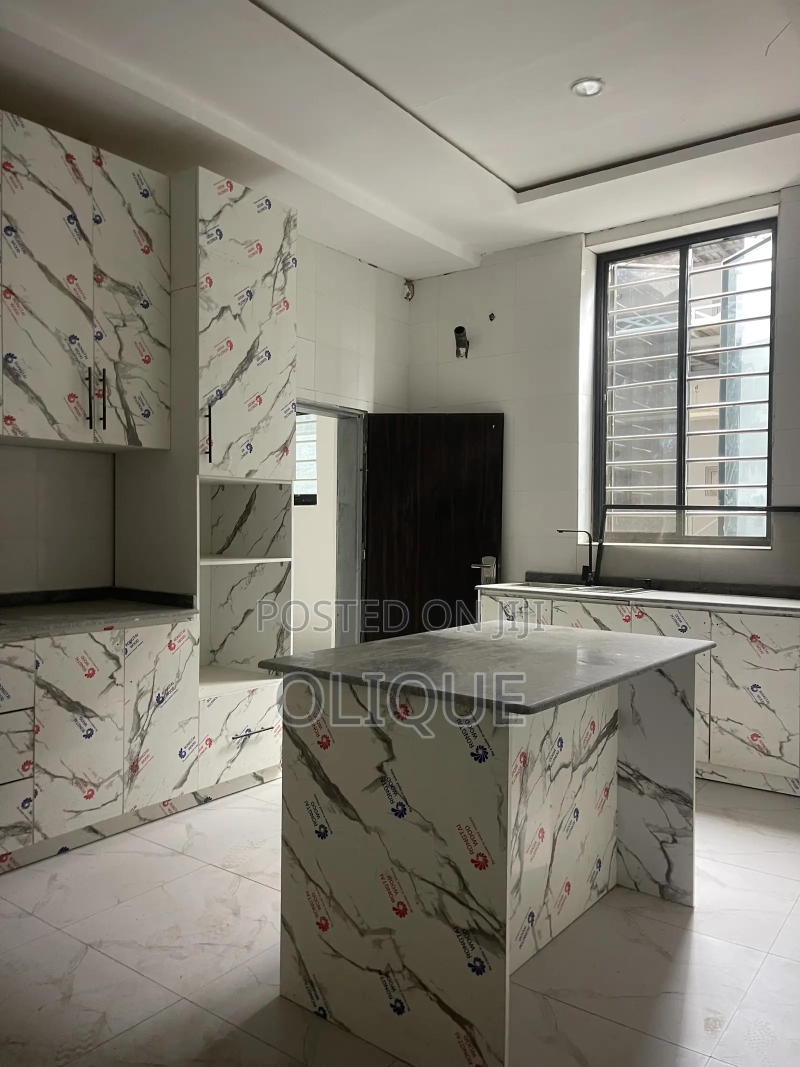 3bdrm Block of Flats in Jahi for rent in Jahi