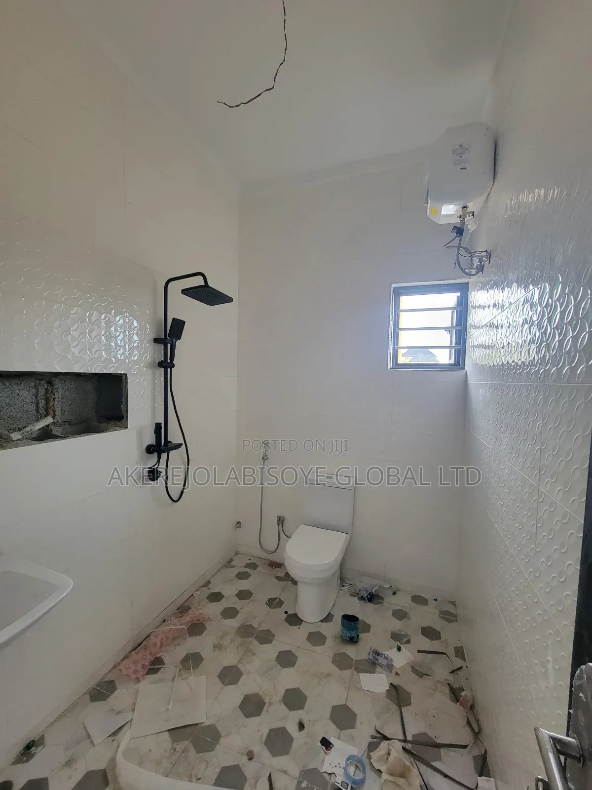 2bdrm Block of Flats in Behind Dunamis, Sabon Lugbe for rent in Sabon Lugbe