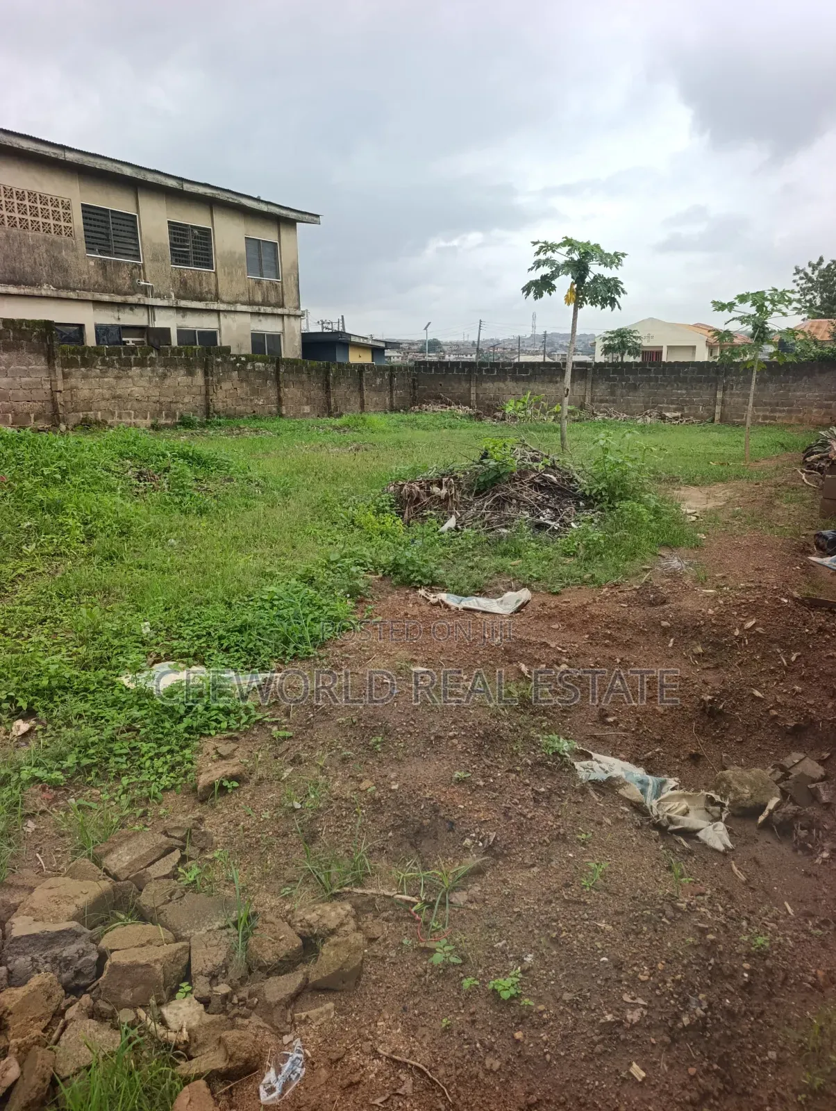 A Standard Plot of Land Available at Felele Challenge Ibadan in CHallenge / Ibadan