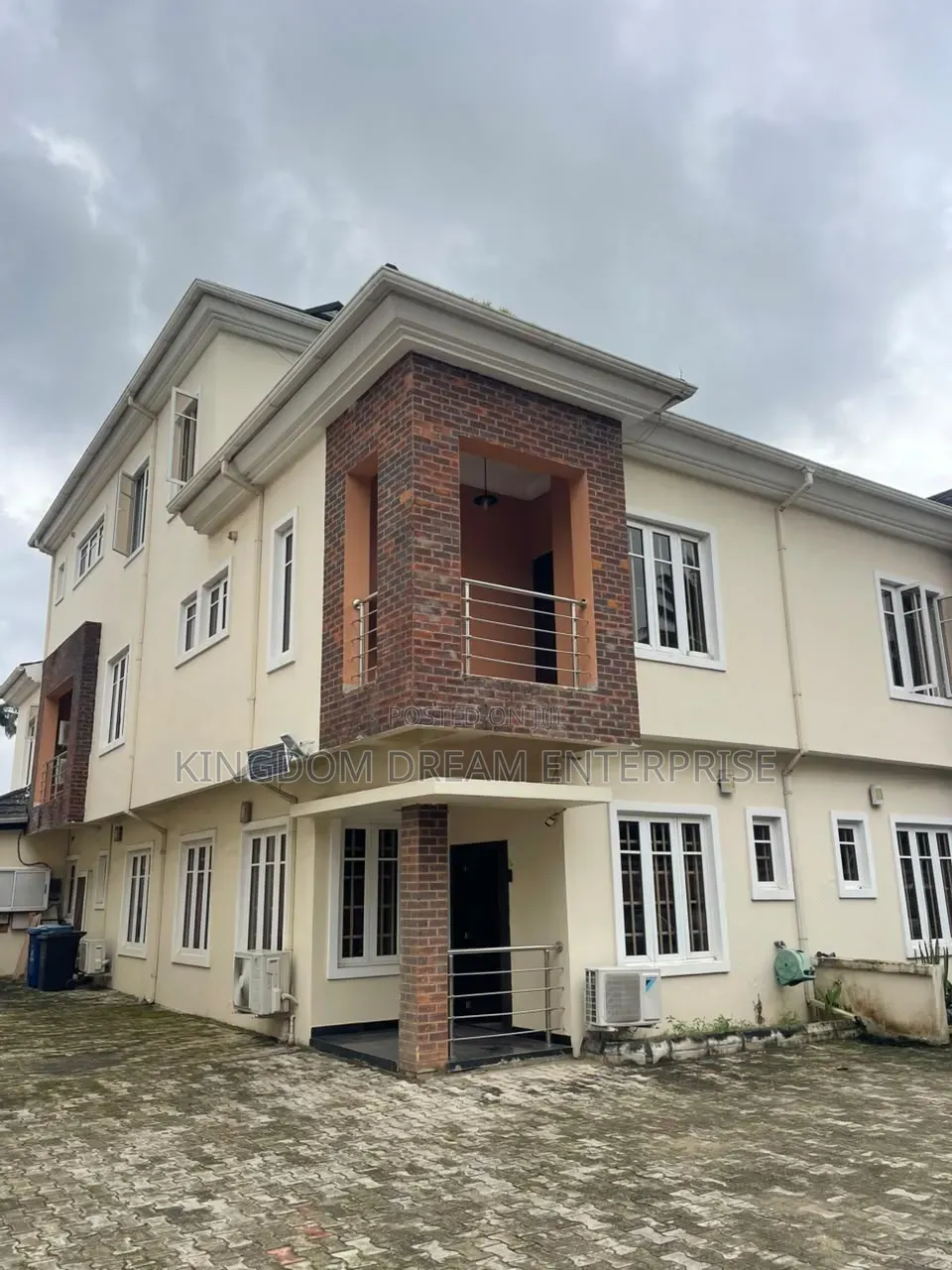 Furnished 4bdrm Duplex in Ikeja Gra Lagos for rent in Ikeja GRA