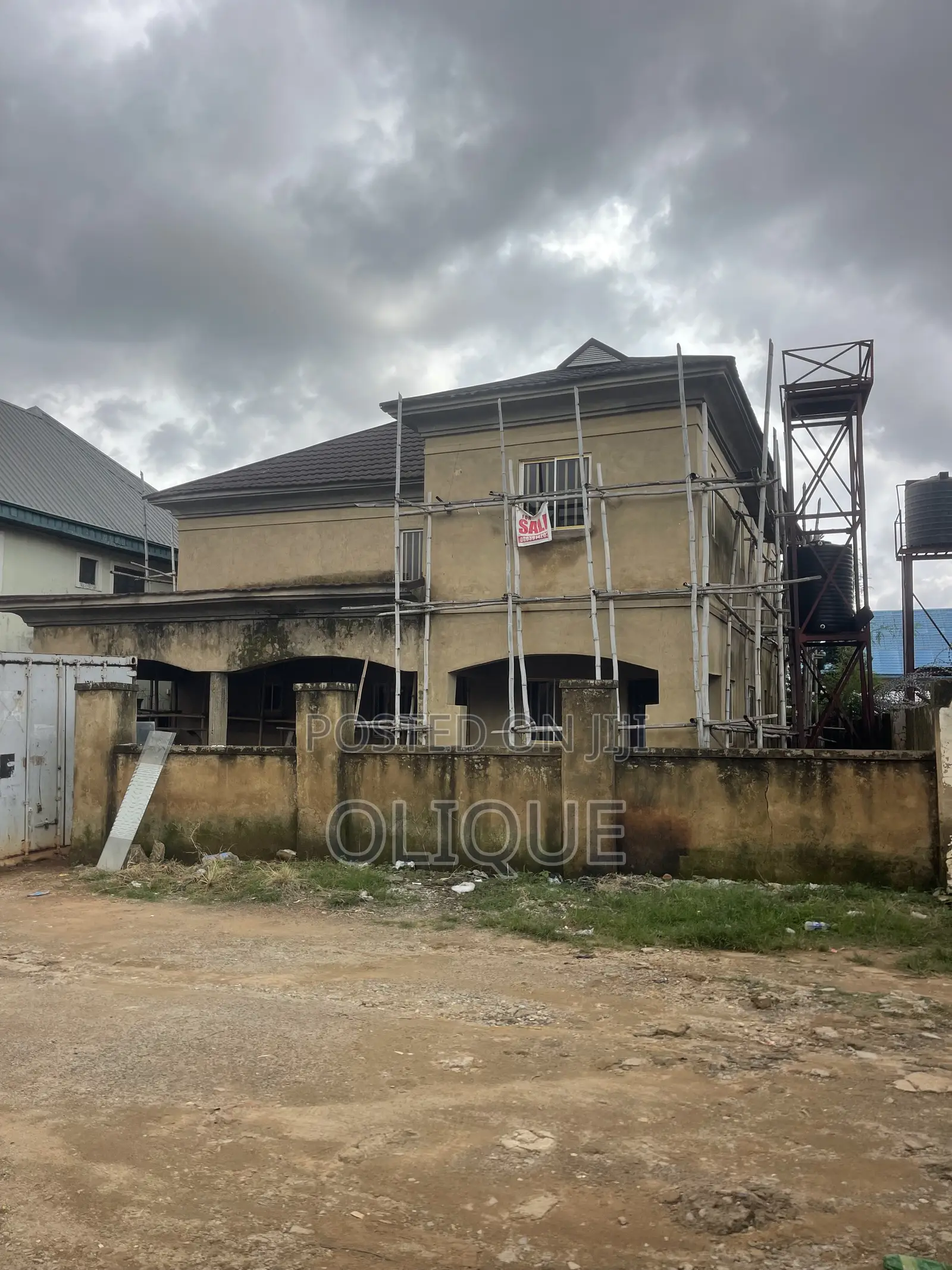 5bdrm Duplex in Dawaki for sale in Dawaki
