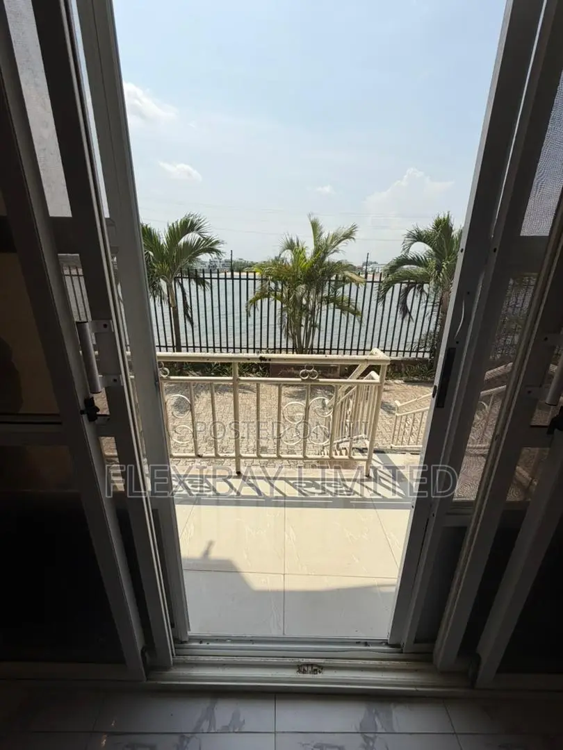 3bdrm Apartment in Lekki Phase 1 for rent in Lekki Phase 1