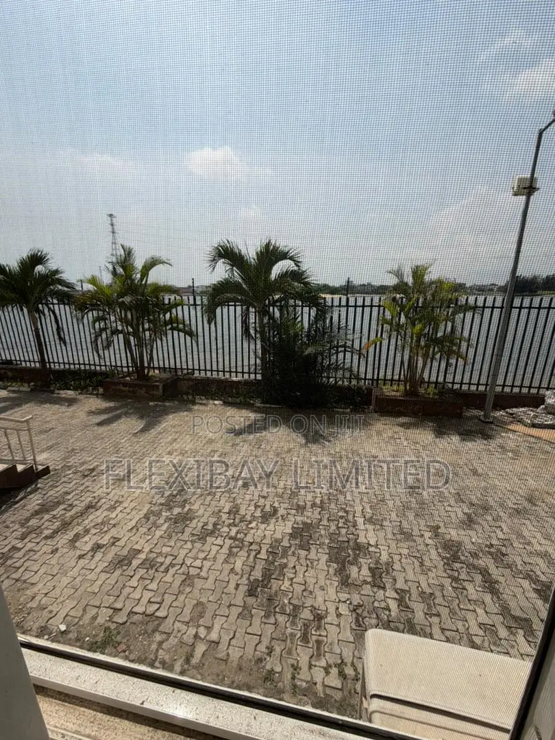 3bdrm Apartment in Lekki Phase 1 for rent in Lekki Phase 1