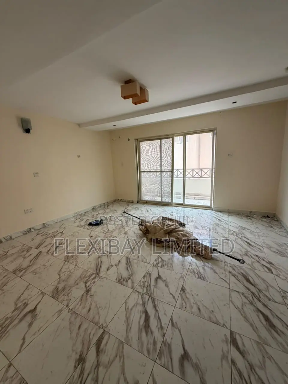 4bdrm Townhouse / Terrace in Agungi for rent in Agungi