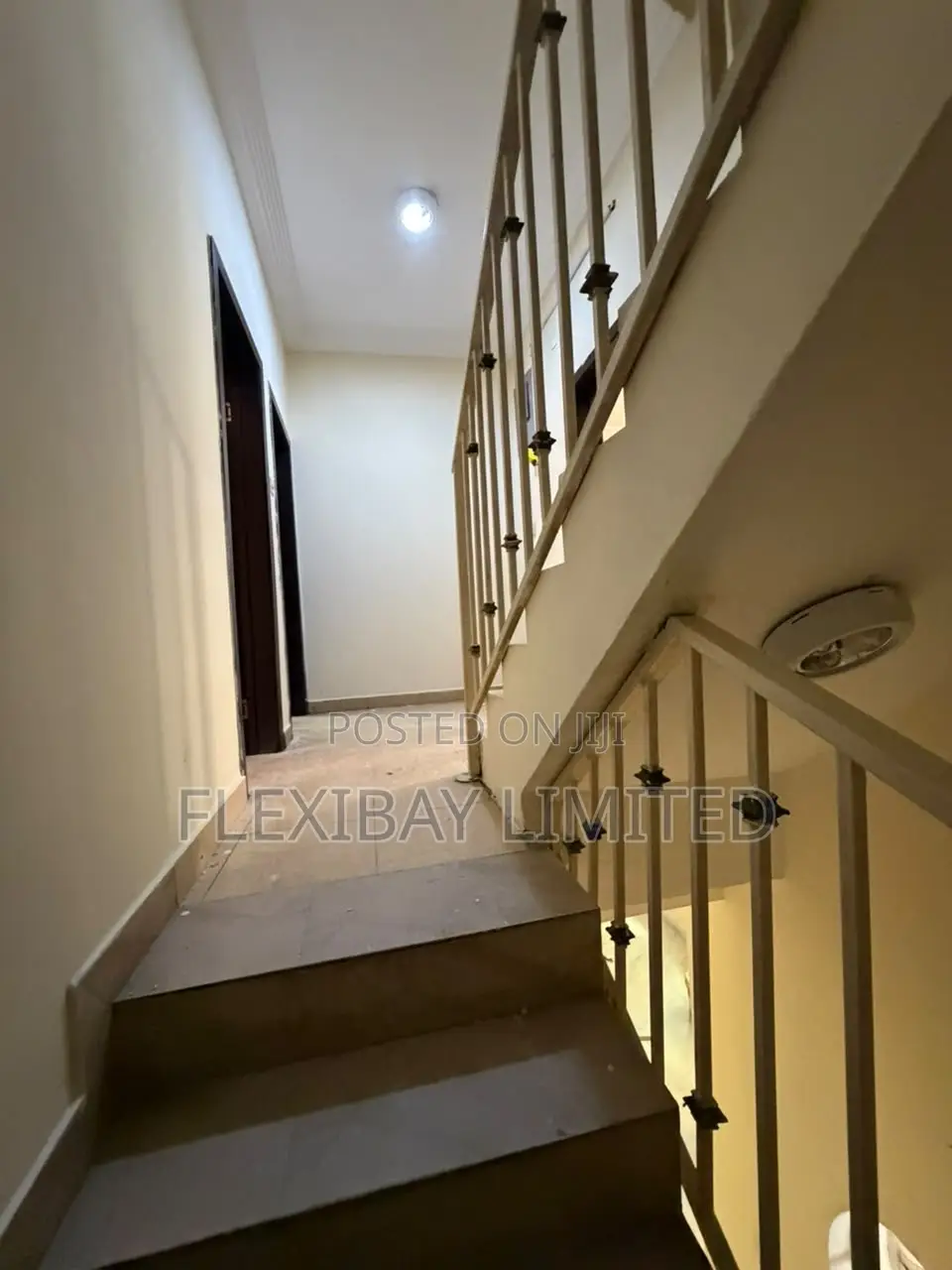 4bdrm Townhouse / Terrace in Agungi for rent in Agungi