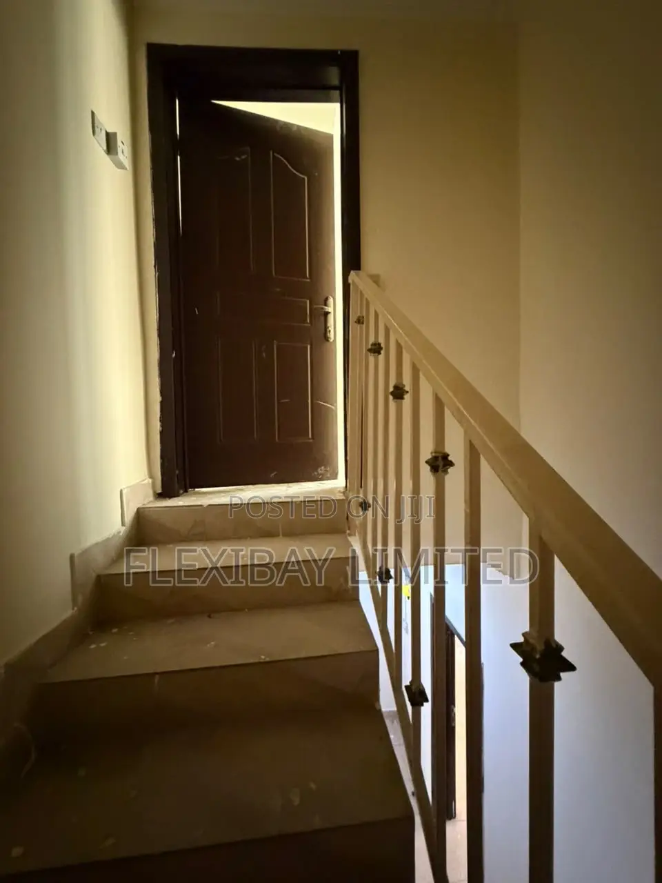 4bdrm Townhouse / Terrace in Agungi for rent in Agungi