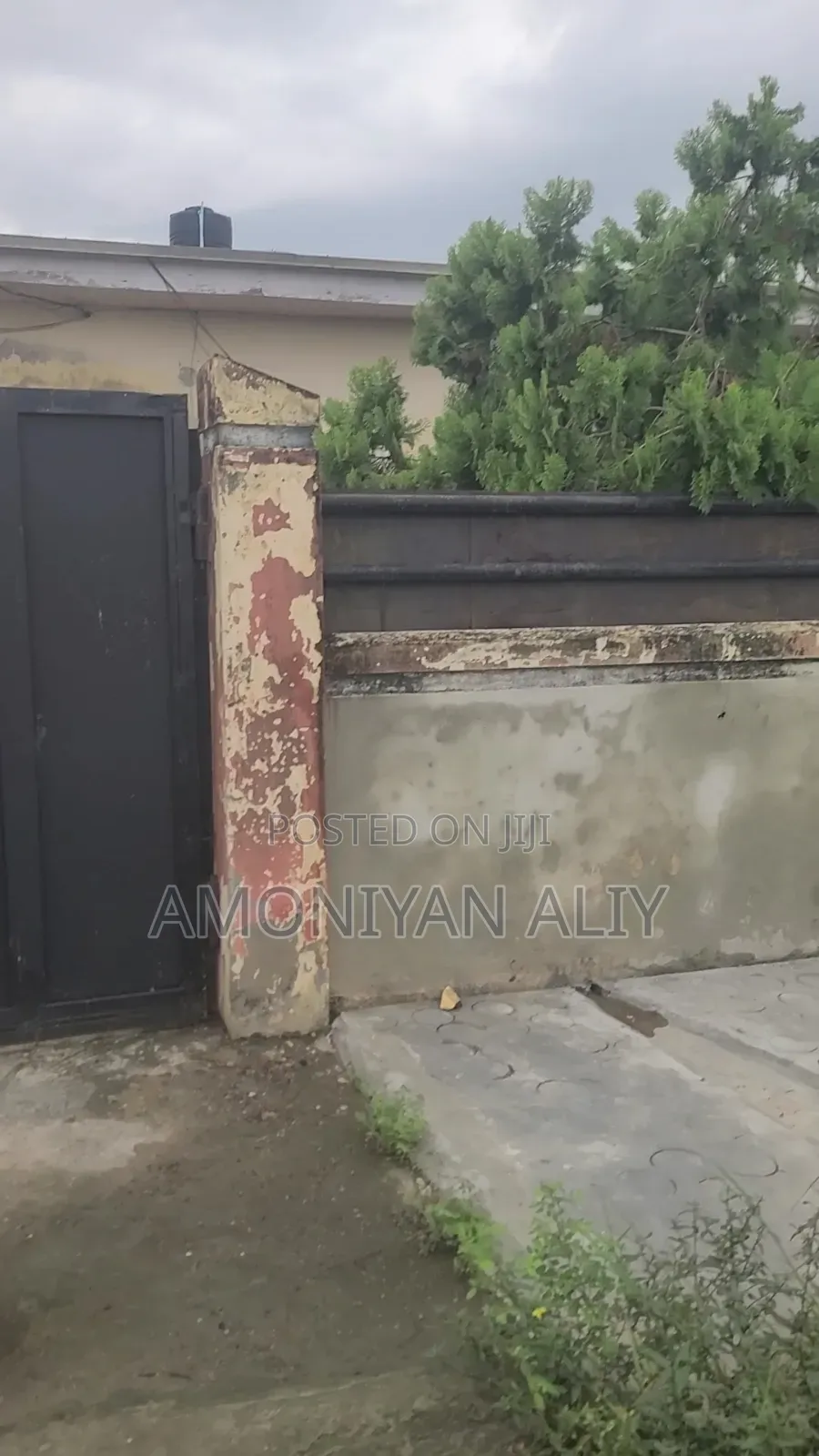 2bdrm Bungalow in Abraham Adesanya, Off Lekki-Epe Expressway for sale in Off Lekki-Epe Expressway