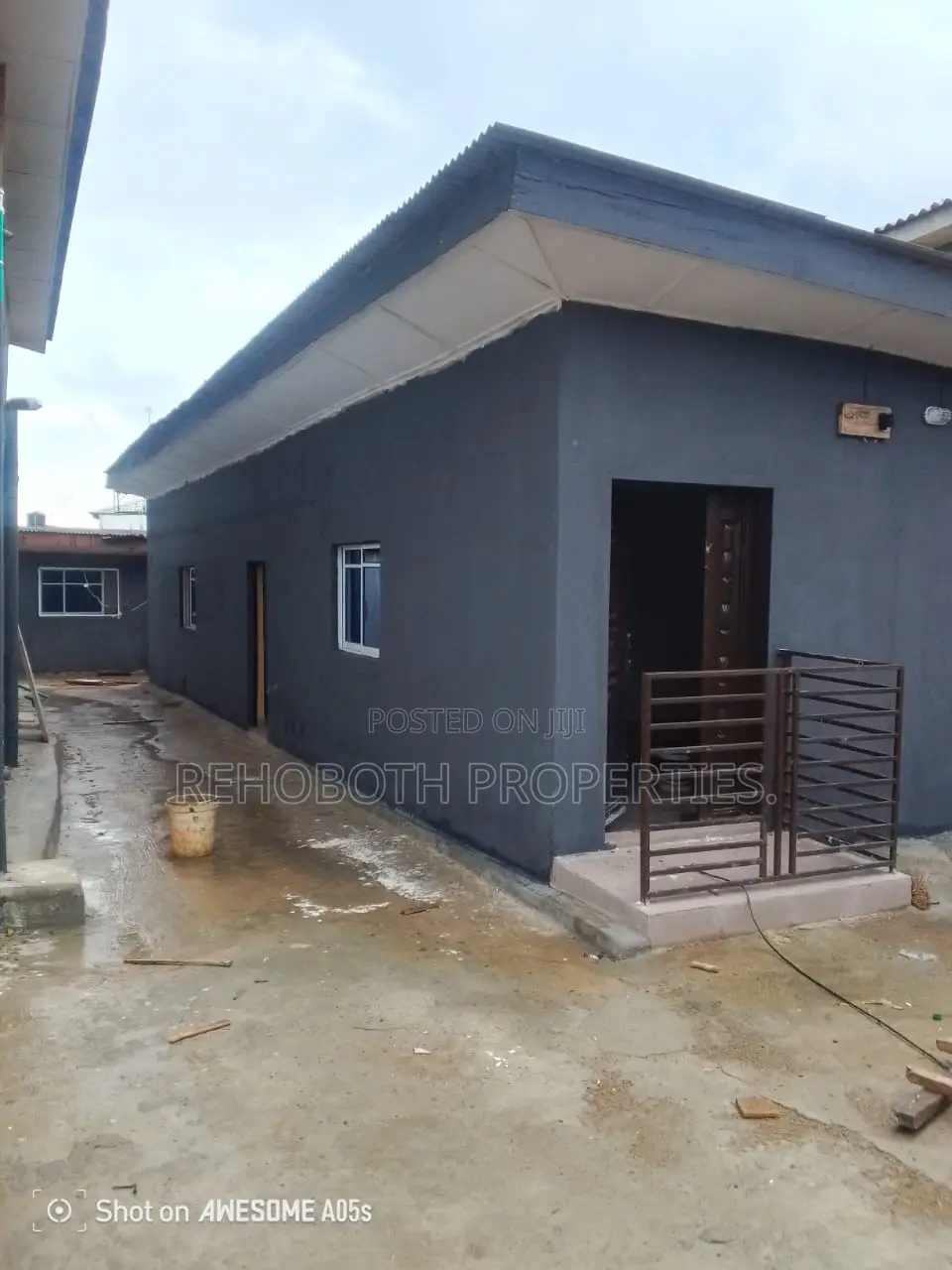 3bdrm Bungalow in Oluyole for rent in Oluyole Estate