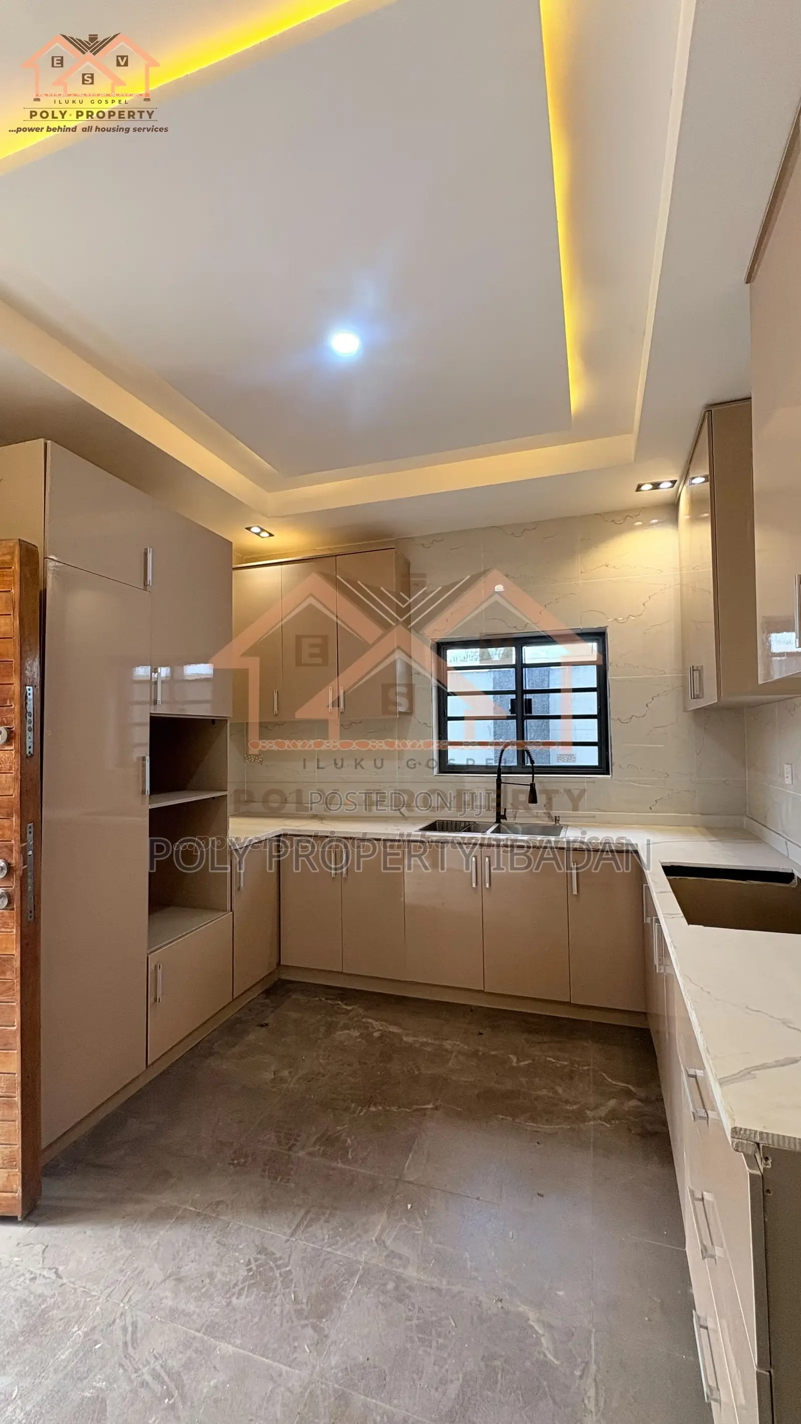 3bdrm Duplex in Carlton Gate Estate, Ibadan for sale in Ibadan