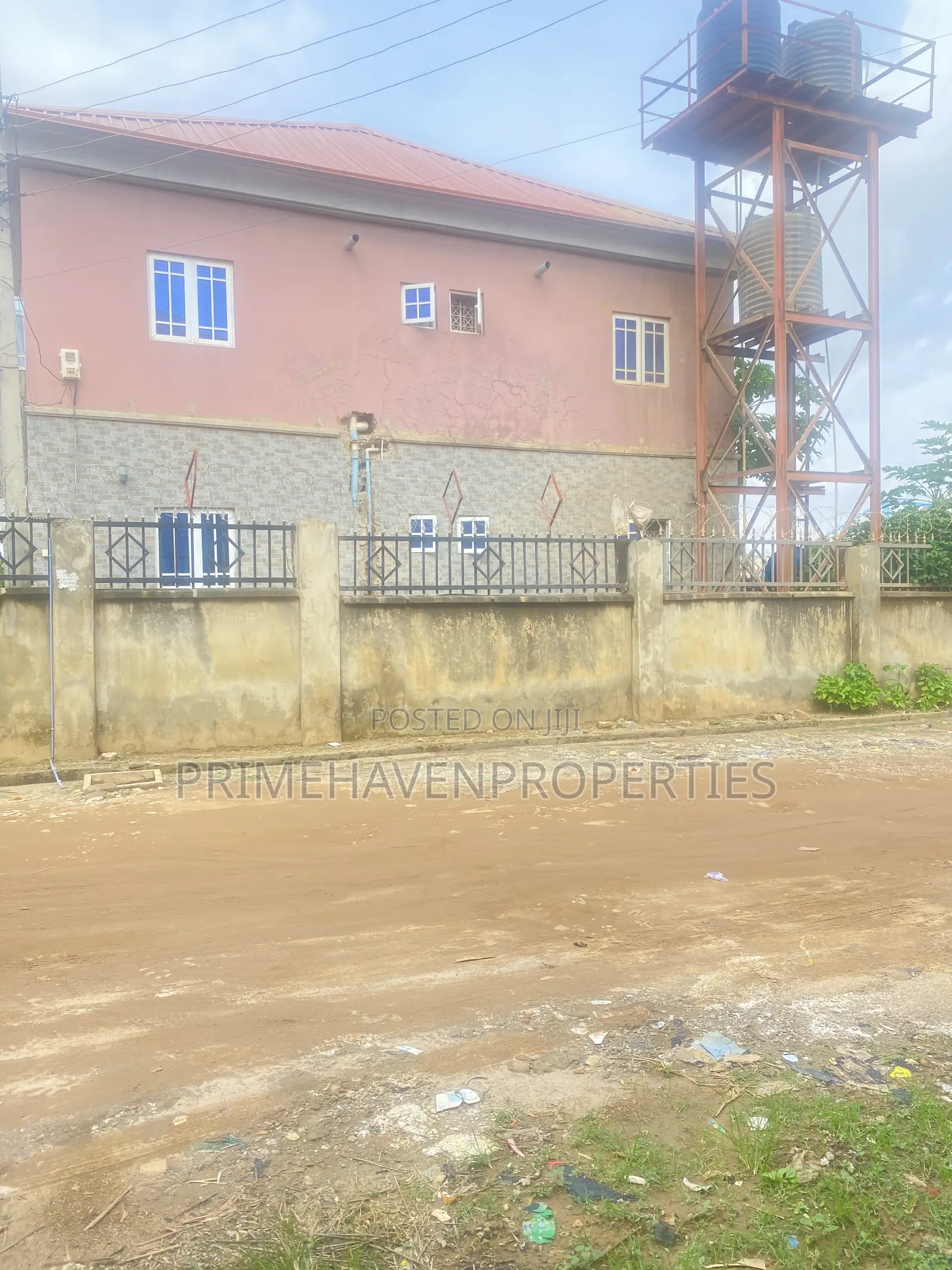 8bdrm Apartment in Kubwa for sale in Kubwa
