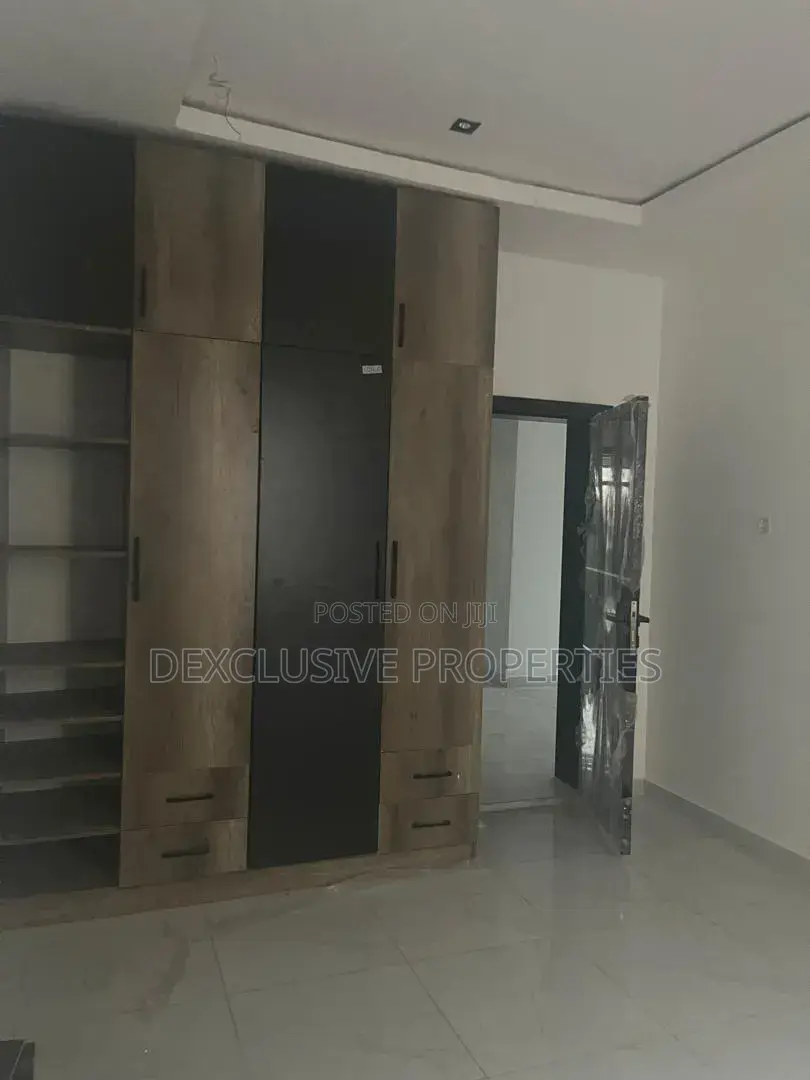 4bdrm Duplex in Off Emmanuel Keshi, GRA Phase 2 Shangisha for sale in GRA Phase 2 Shangisha