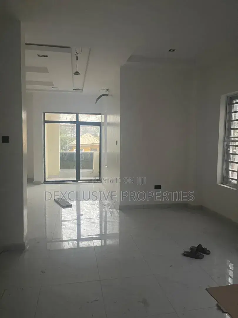 4bdrm Duplex in Off Emmanuel Keshi, GRA Phase 2 Shangisha for sale in GRA Phase 2 Shangisha