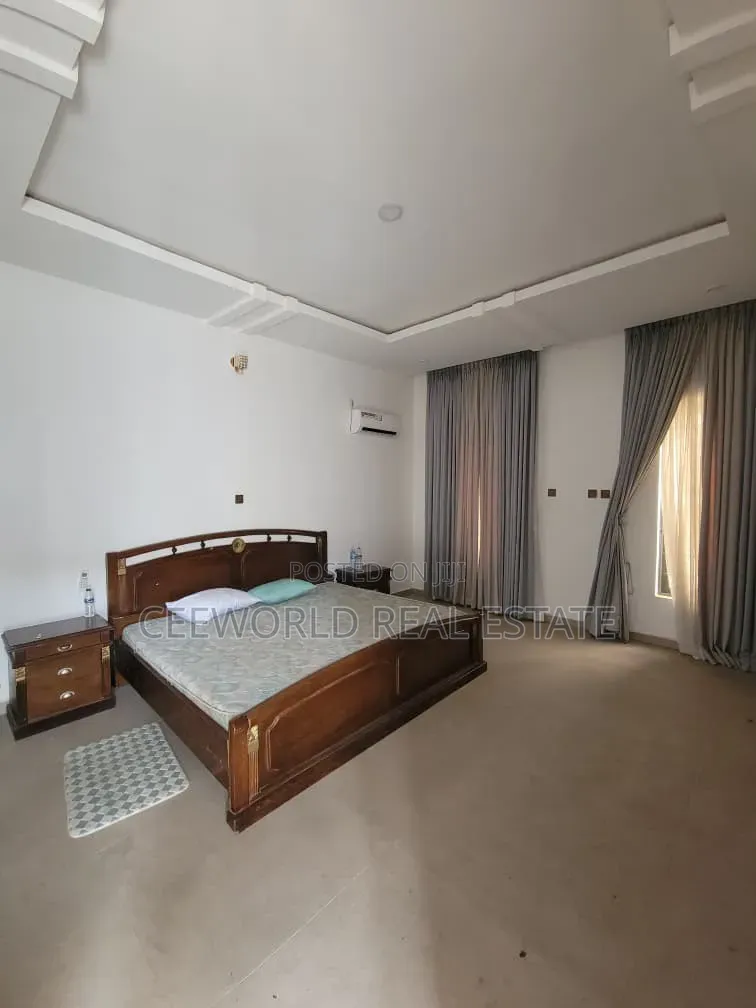 Furnished 4bdrm Duplex in Kolapo Ishola Gra, Akobo for rent in Akobo