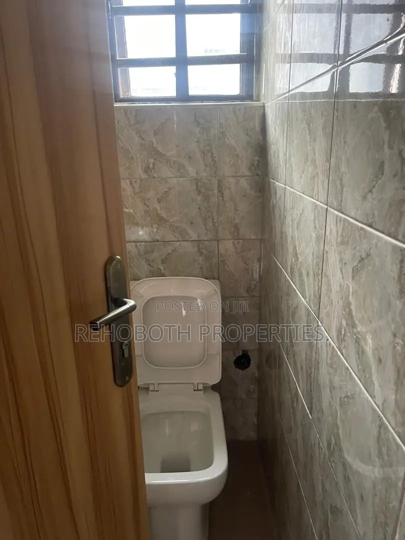3bdrm Duplex in Akoto Elebu, Akala Express for rent in Akala Express